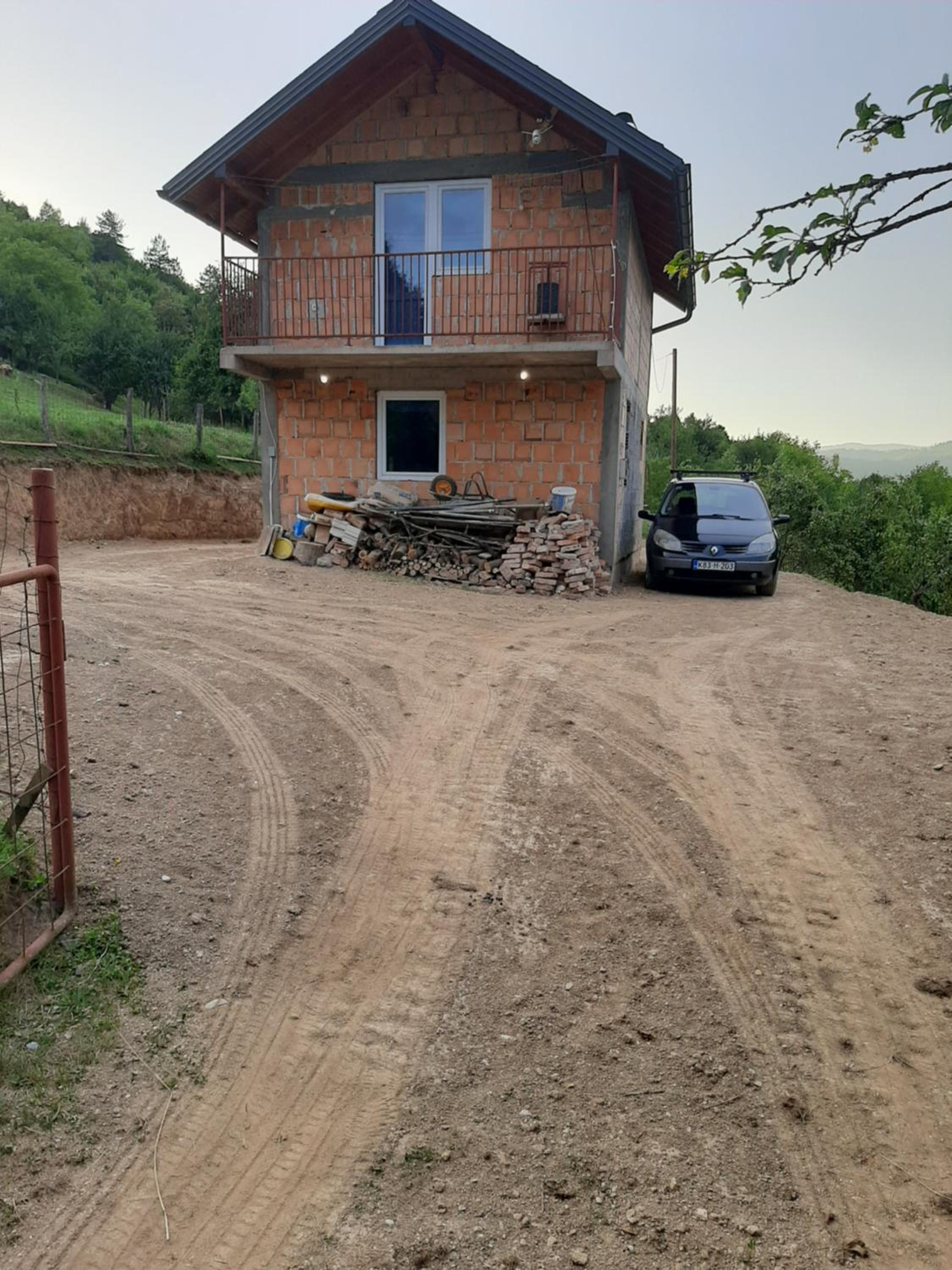 Gorazde vikendica