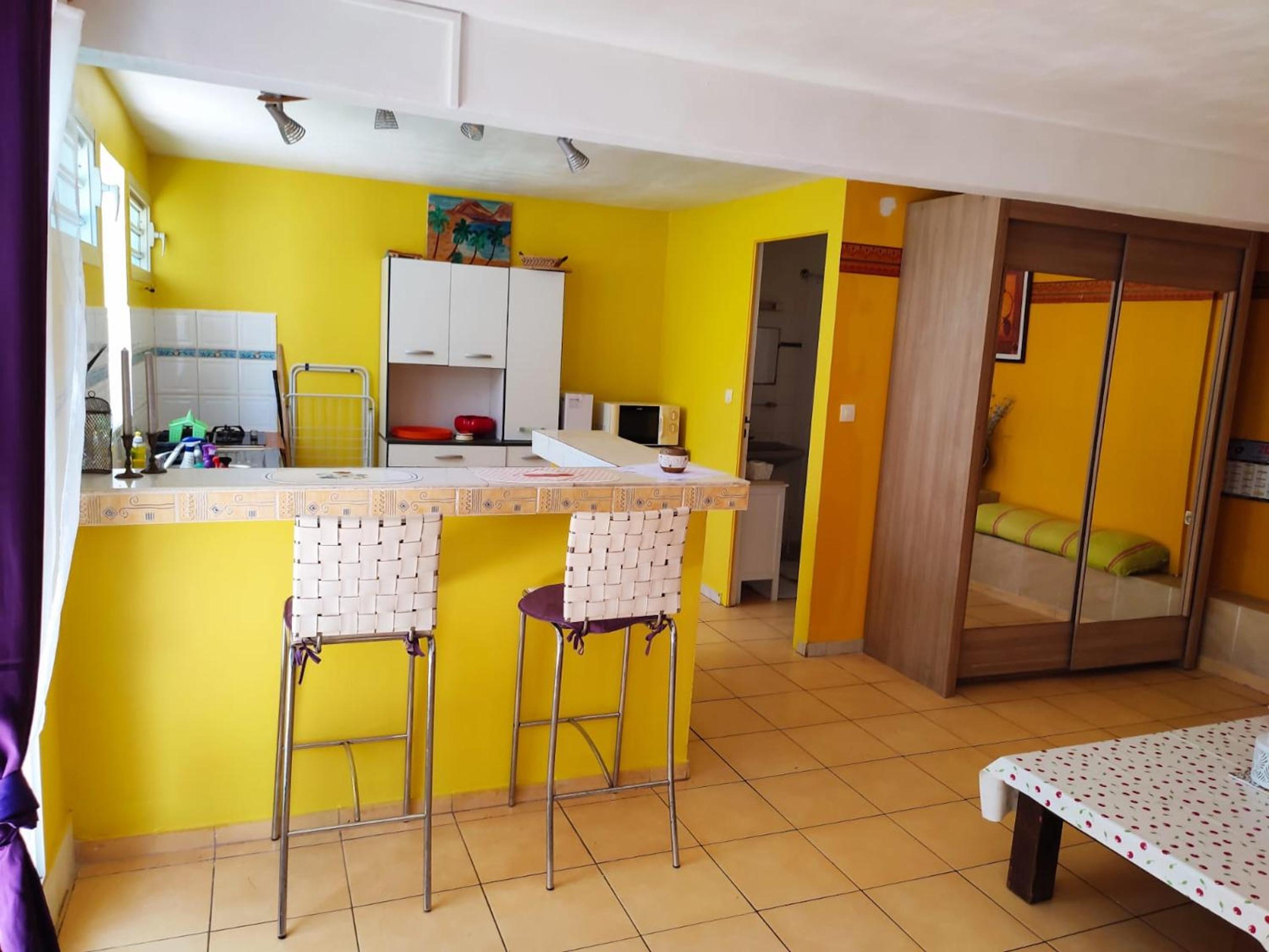 Studio confortable à Vieux Habitants 50 m² avec vue mer view 3