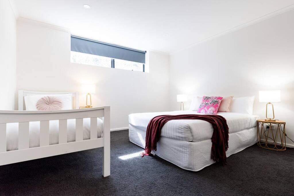Perfect for groups and large families - Sleeps 12