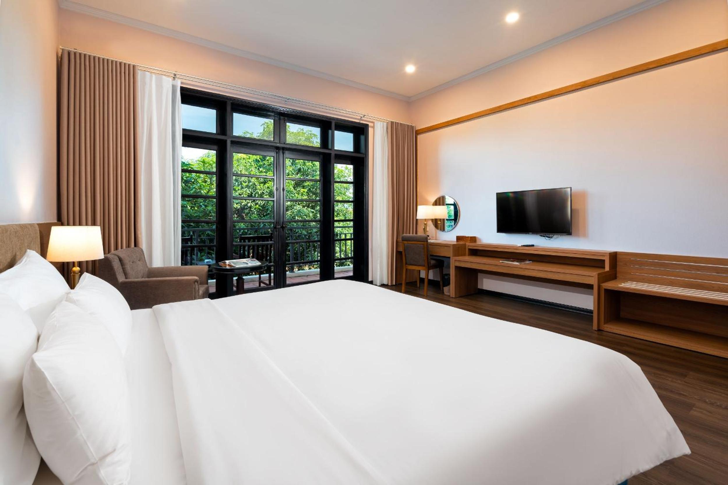Tuan Chau Resort Ha Long