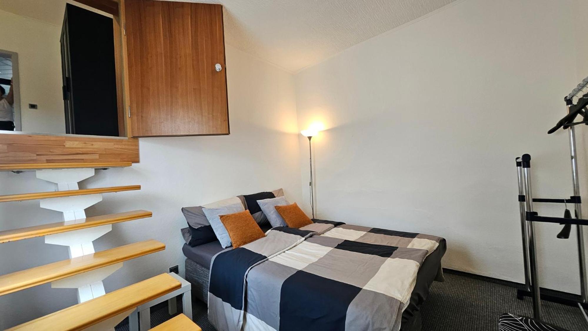 Apartments am Saalebogen mit Gartenterrasse, Grillkamin und freie Parkplätze