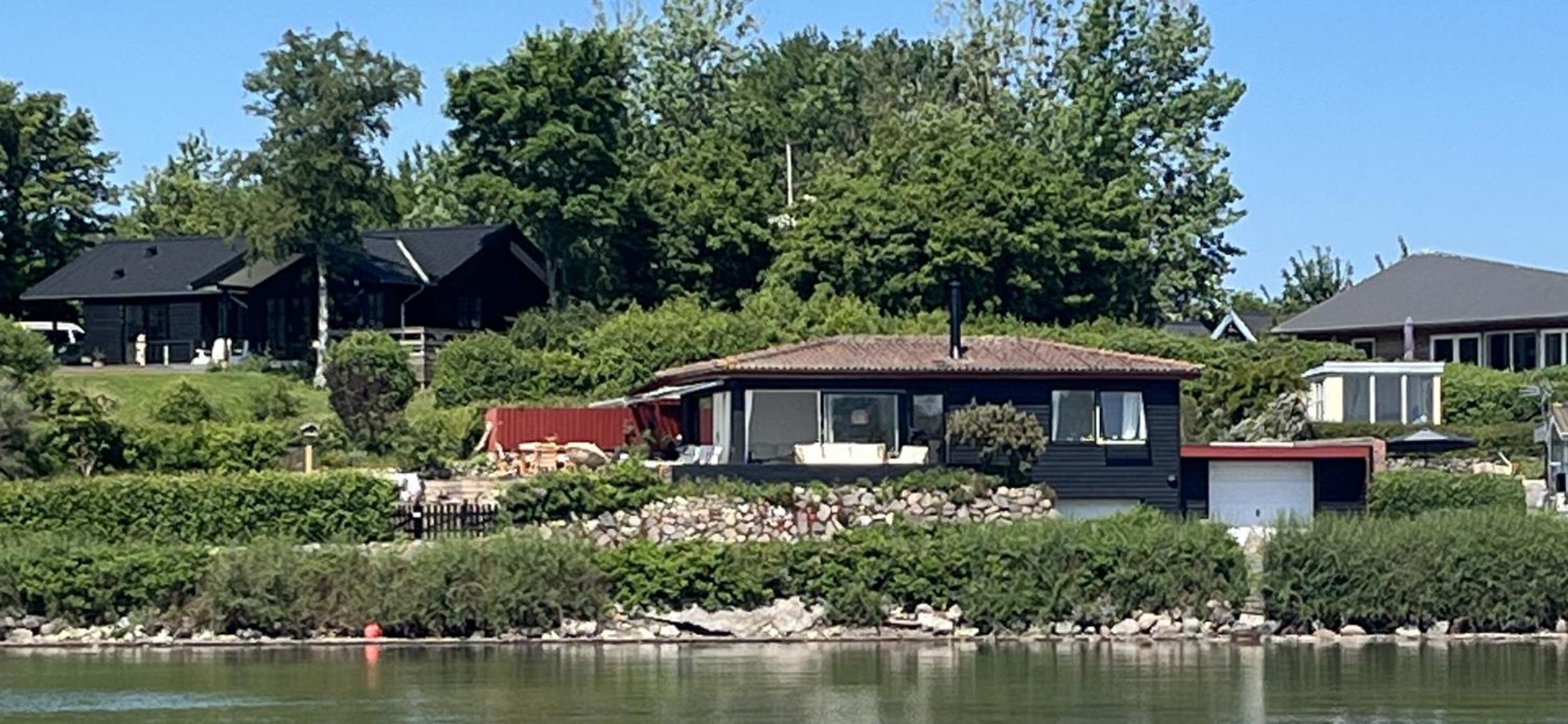 Lovely Beach House With Panoramic View