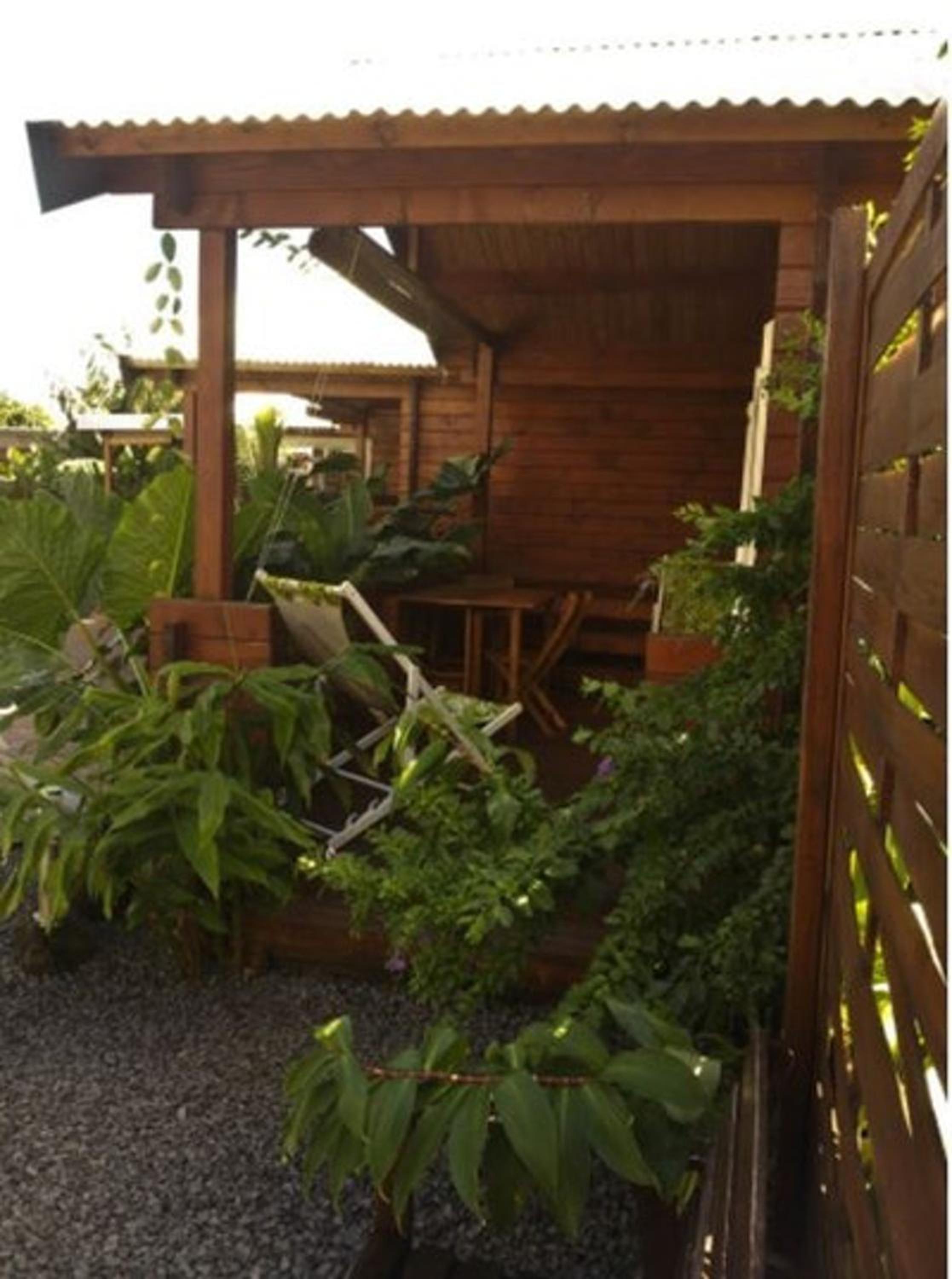 Bungalow charmant à Vincendo avec piscine partagée