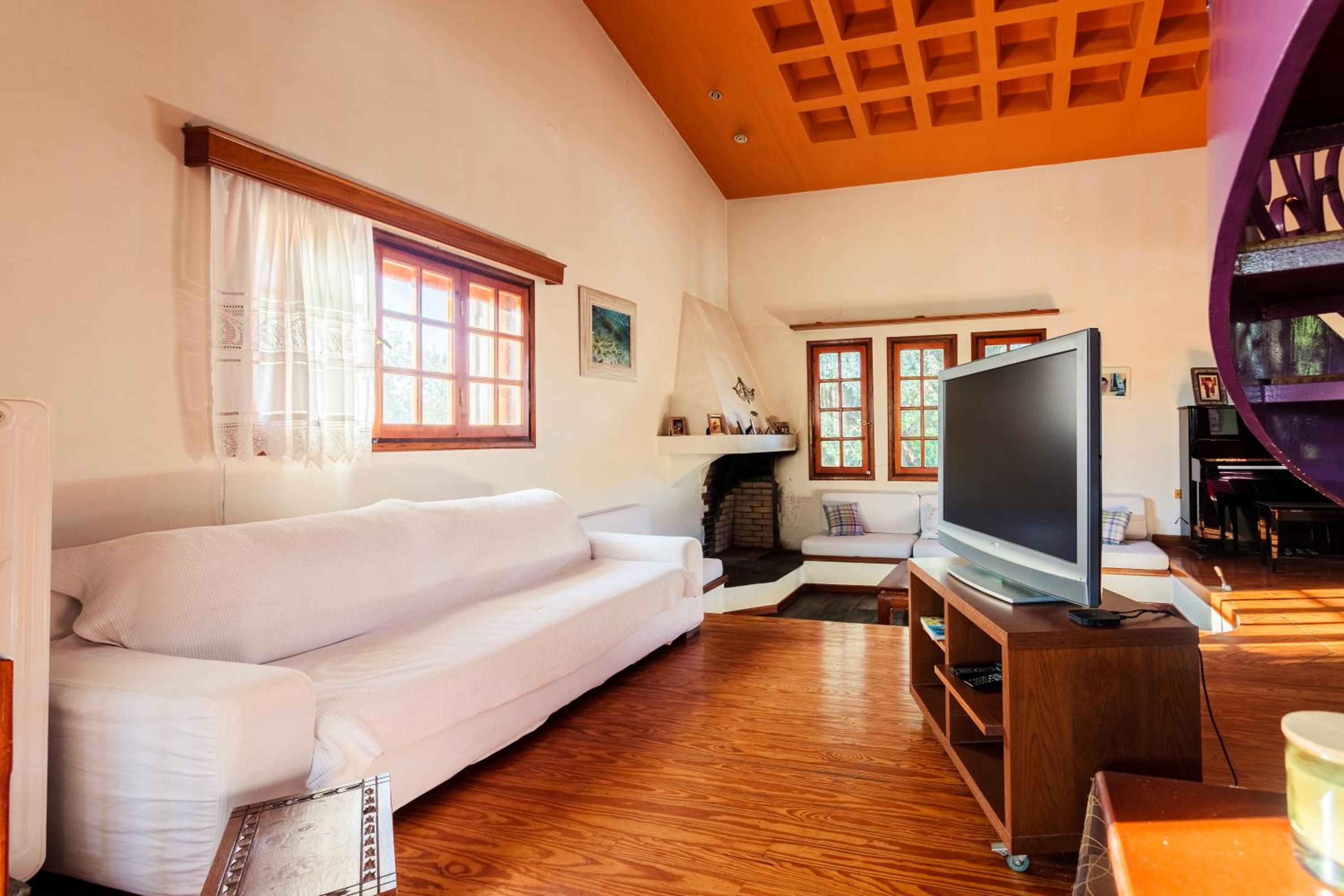 Unique Villa nearby Kalamata view 3