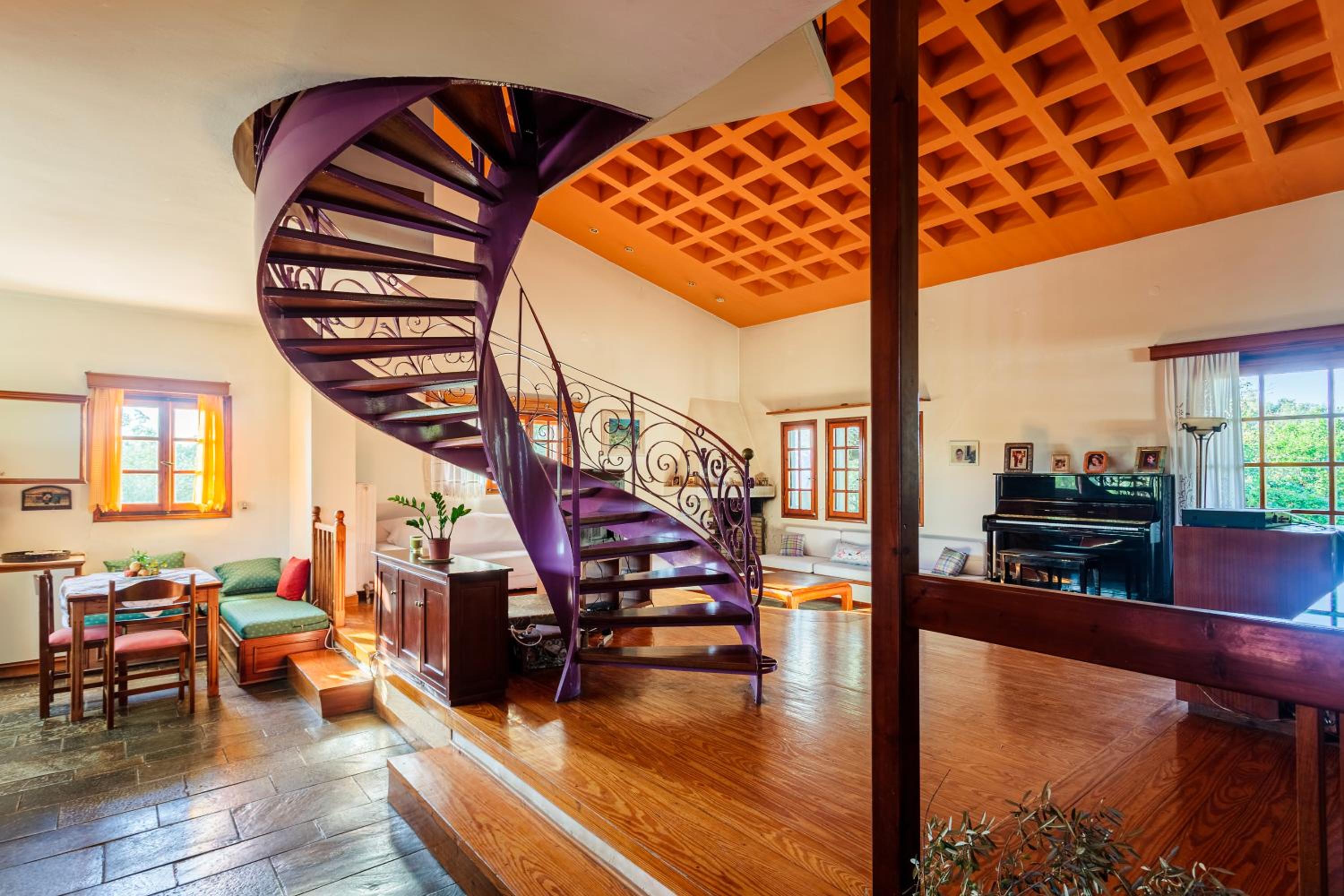 Unique Villa nearby Kalamata view 2