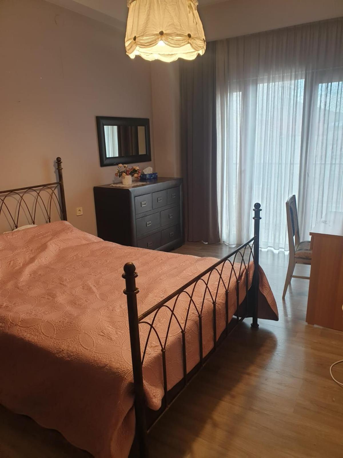 Tamara's Spacious Home view 4