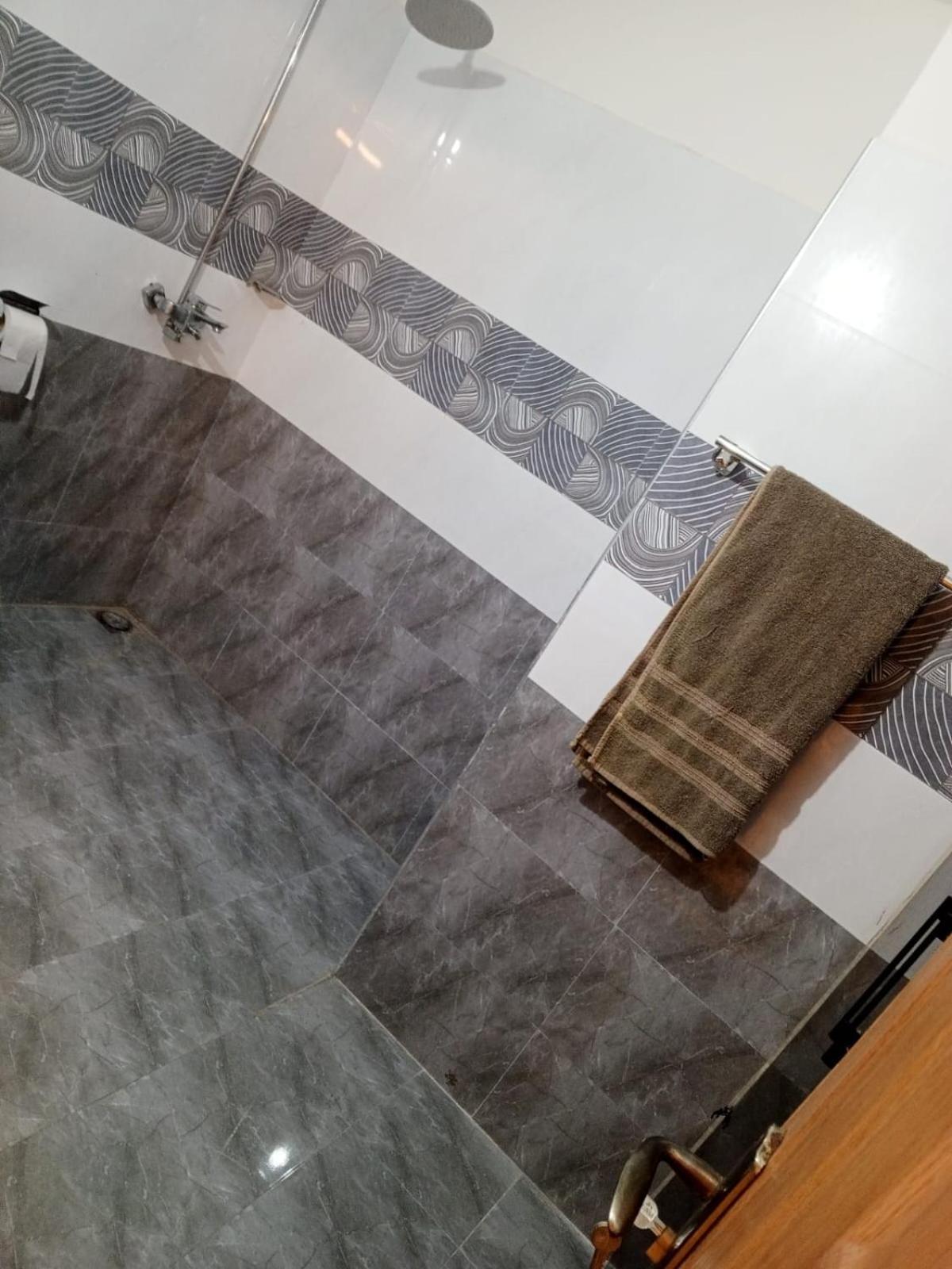 3 bed luxury apartment view 4
