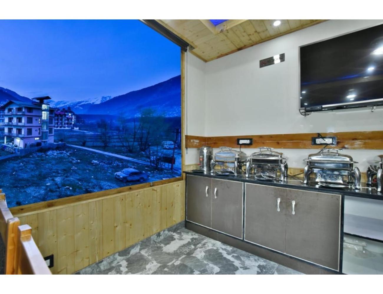 Hotel Mountain Nest by Terraa, Manali view 3