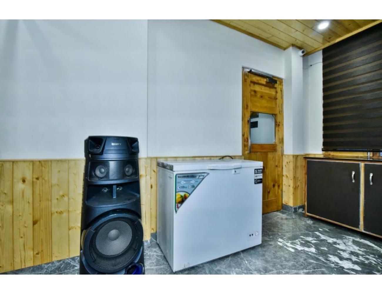 Hotel Mountain Nest by Terraa, Manali view 4