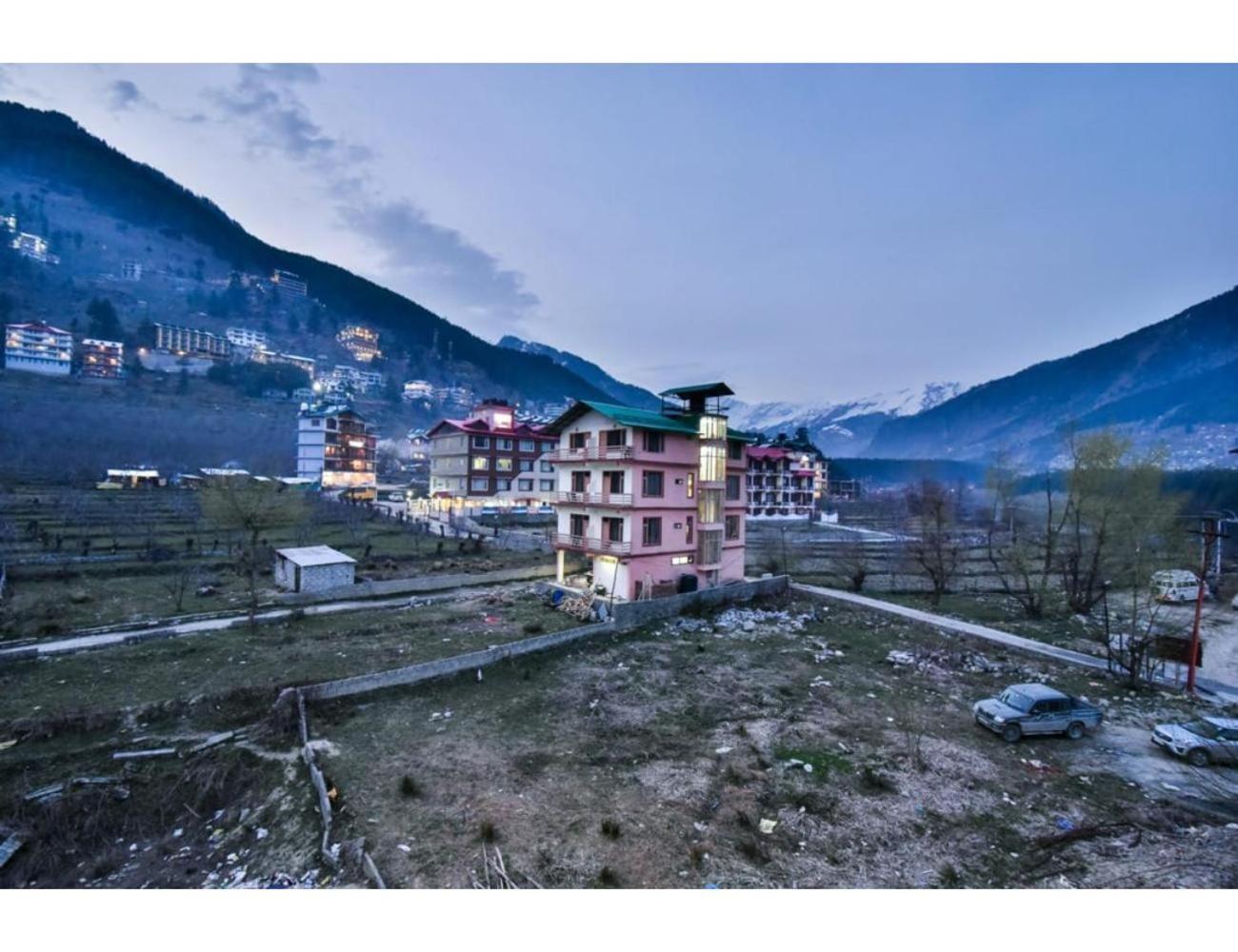 Hotel Mountain Nest by Terraa, Manali view 5