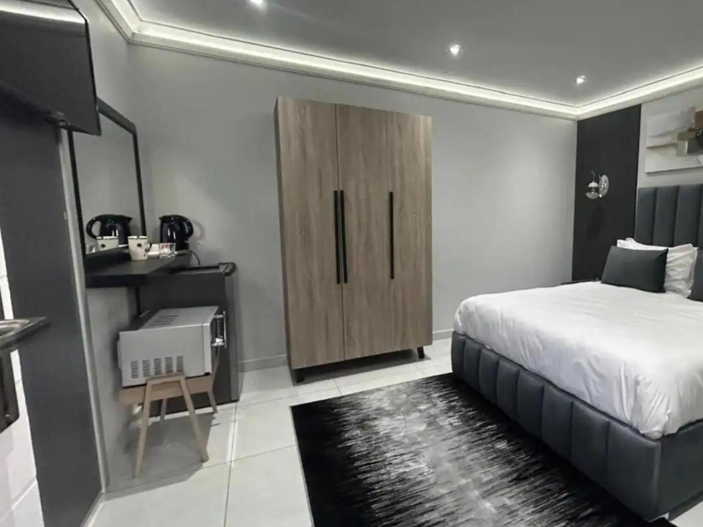 Luxe Guesthouse