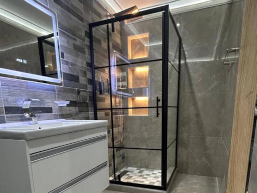 Luxe Guesthouse