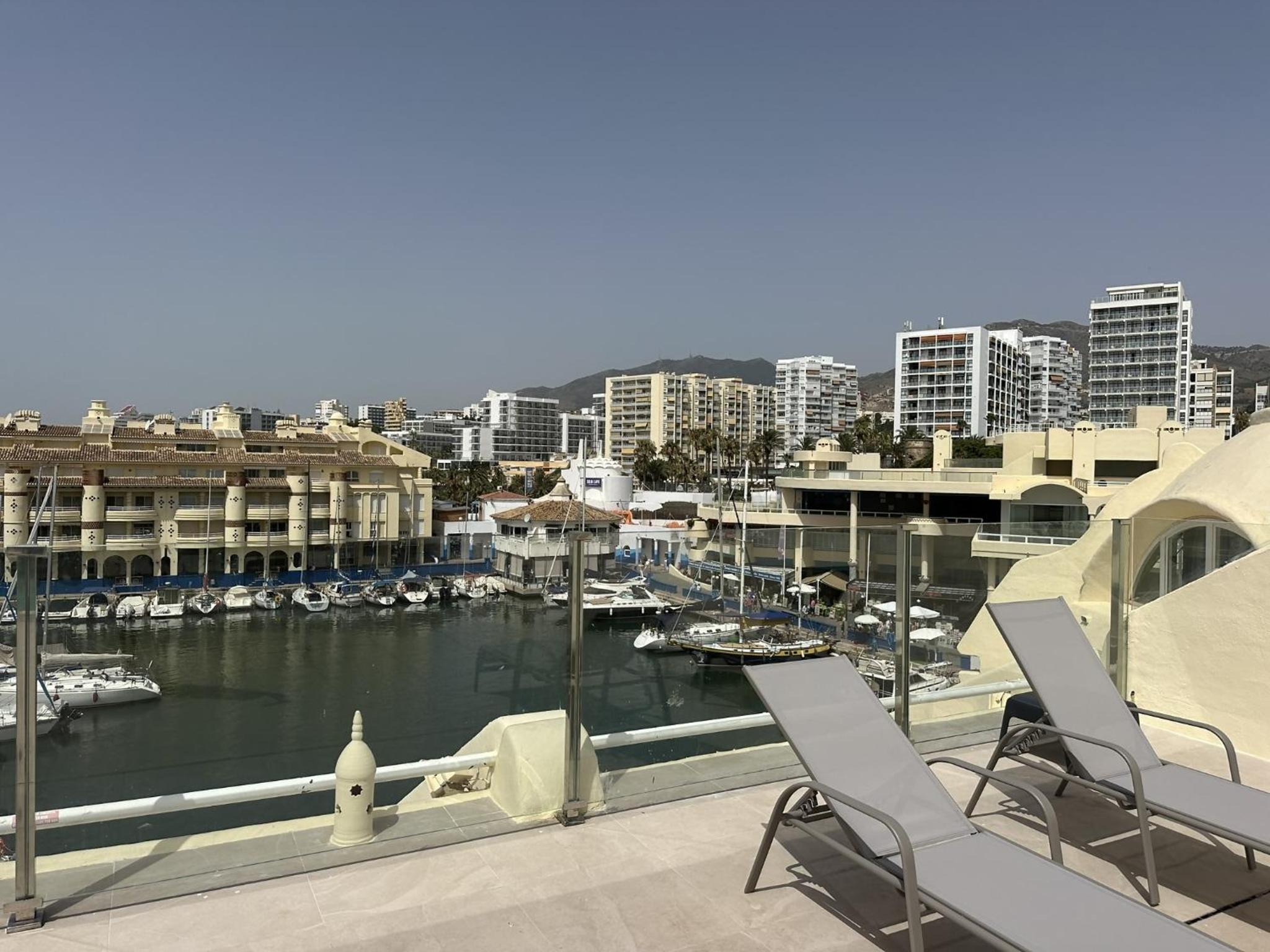 Nice Apartament in Puerto Marina