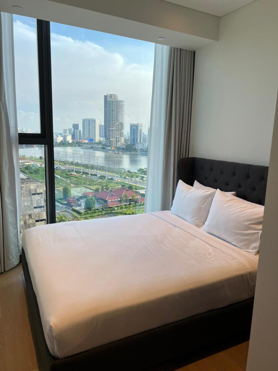 Smile Home - The Opera luxury - infinity pool