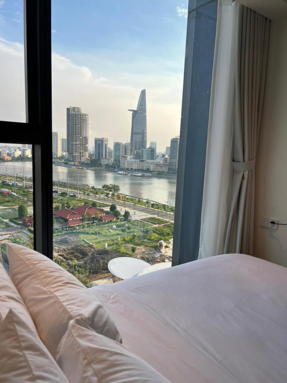 Smile Home - The Opera luxury - infinity pool