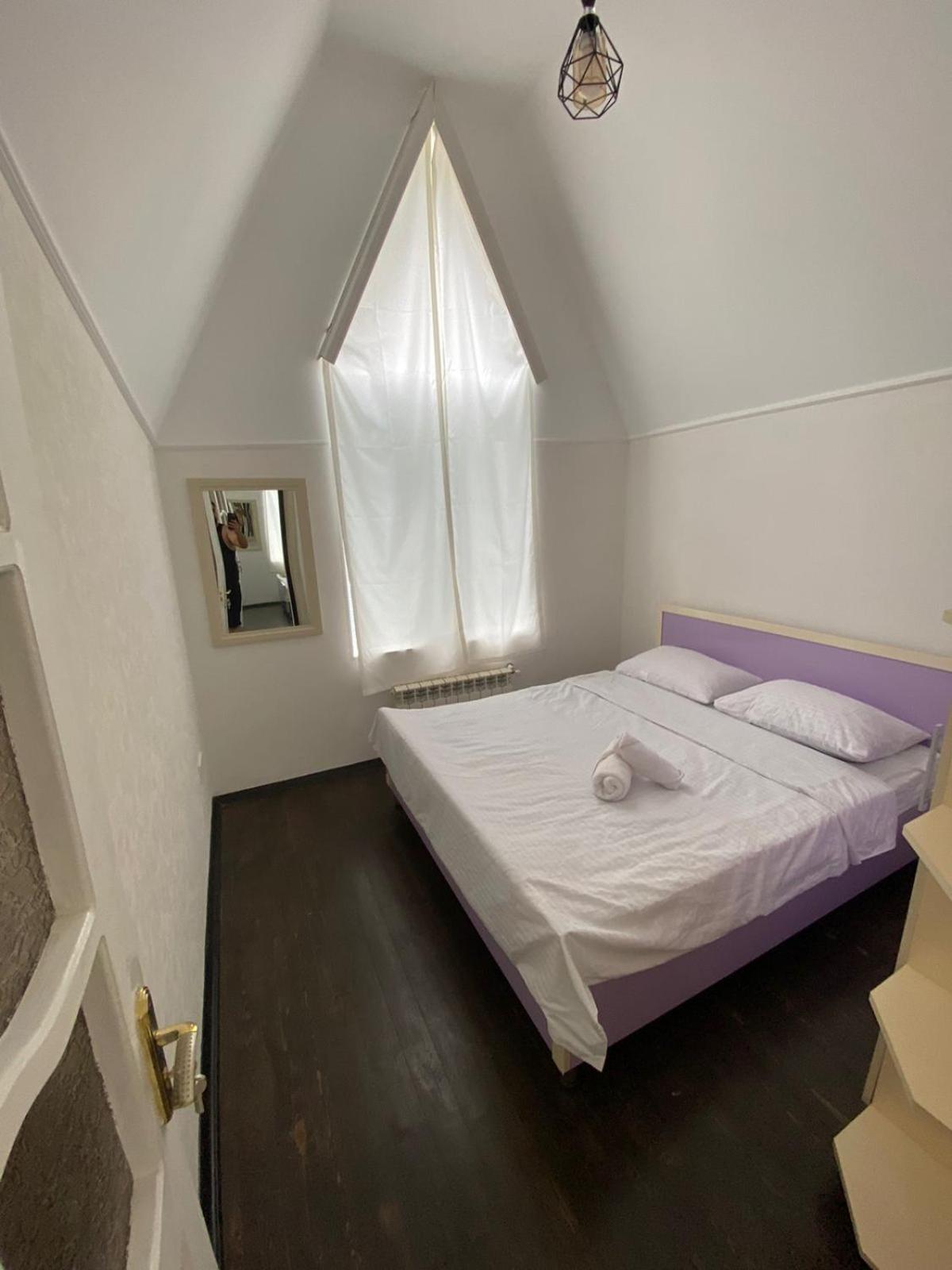 Riverside House Quba
