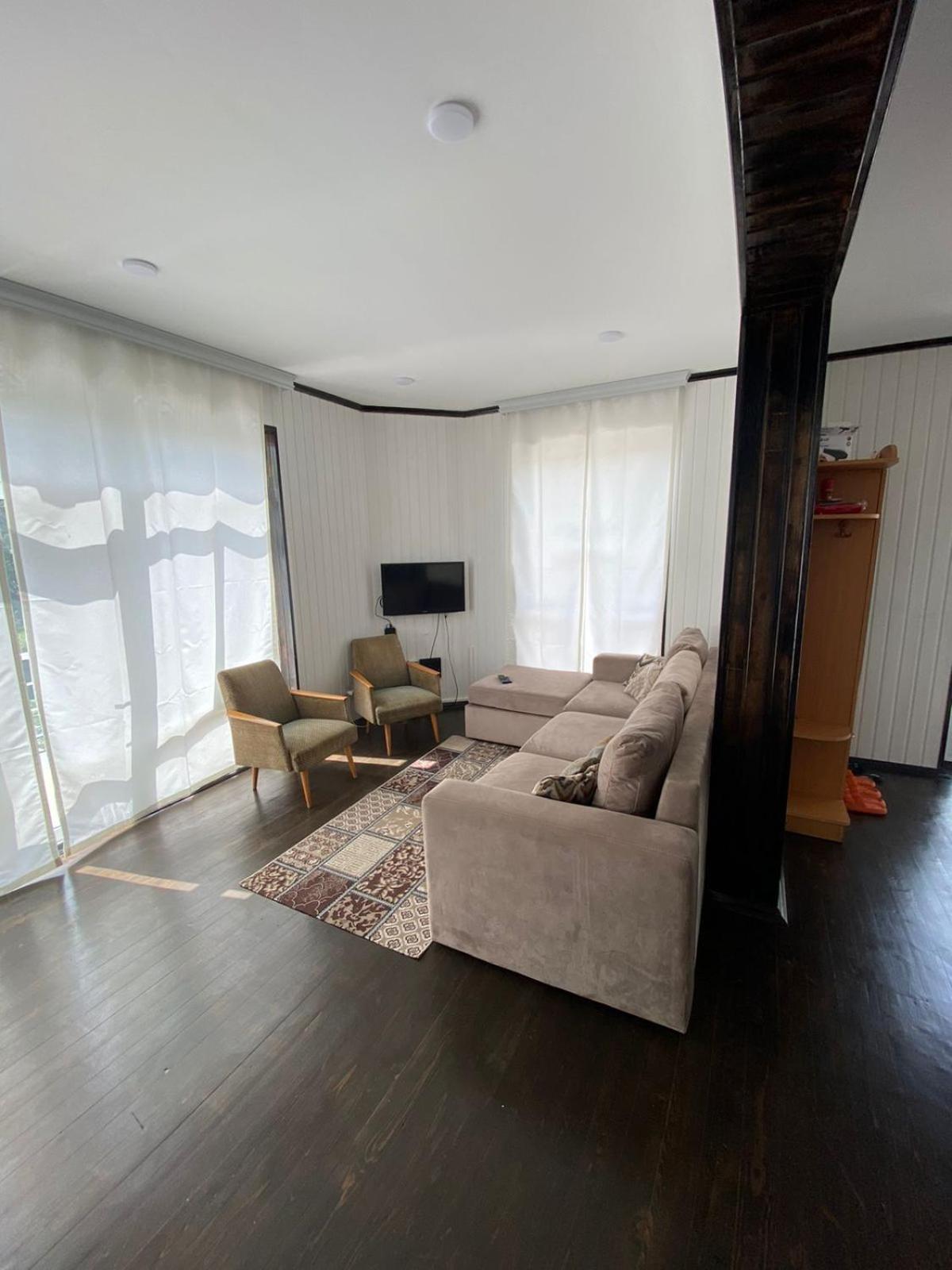 Riverside House Quba