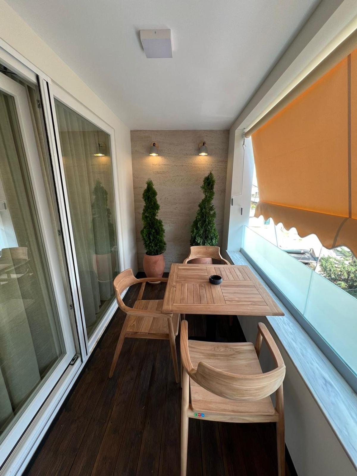 Anna's Blloku Apartment