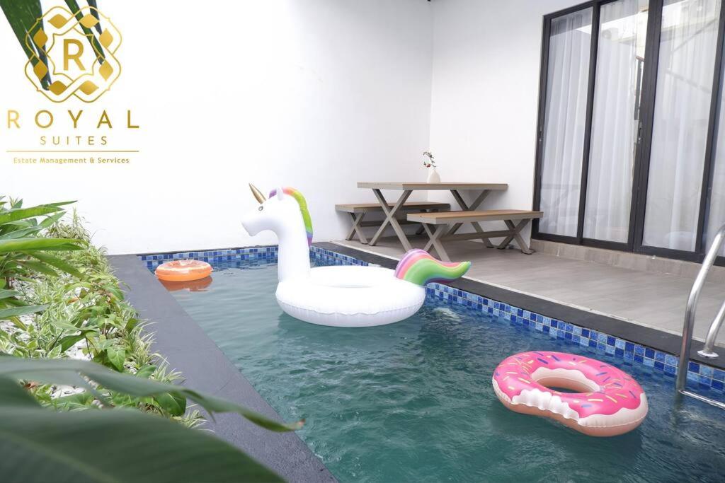 Royal Suites Home Villa 3BR with Private Pool - C9 view 4