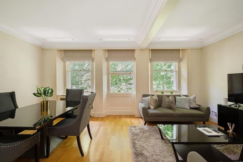 Beautiful 2-Bed Apartment in Knightsbridge - Next to Hyde Park & Harrods
