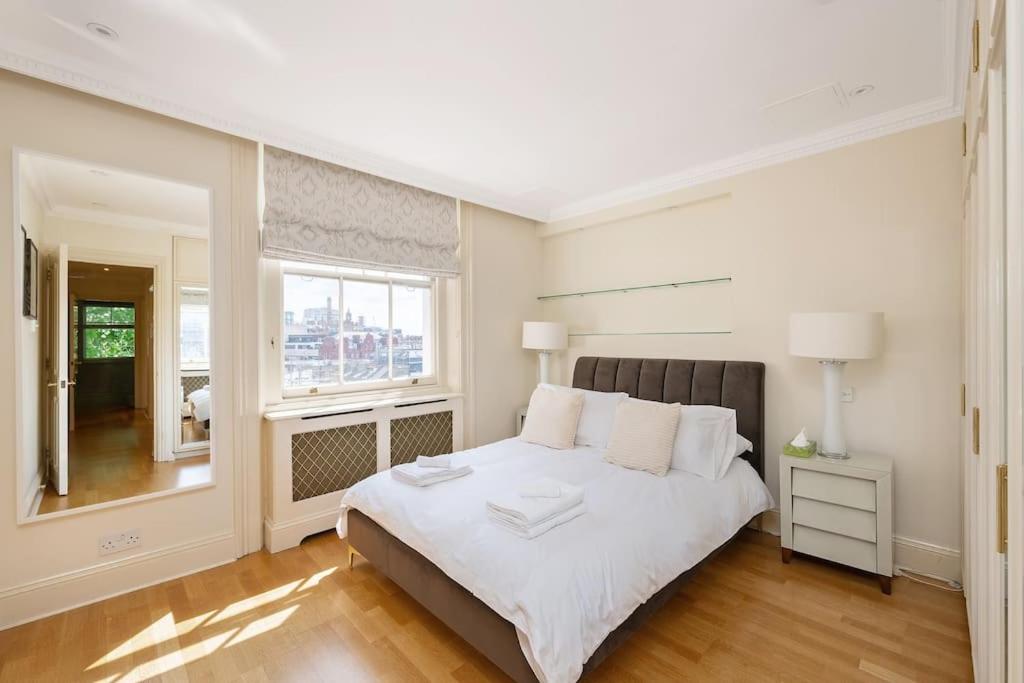 Beautiful 2-Bed Apartment in Knightsbridge - Next to Hyde Park & Harrods