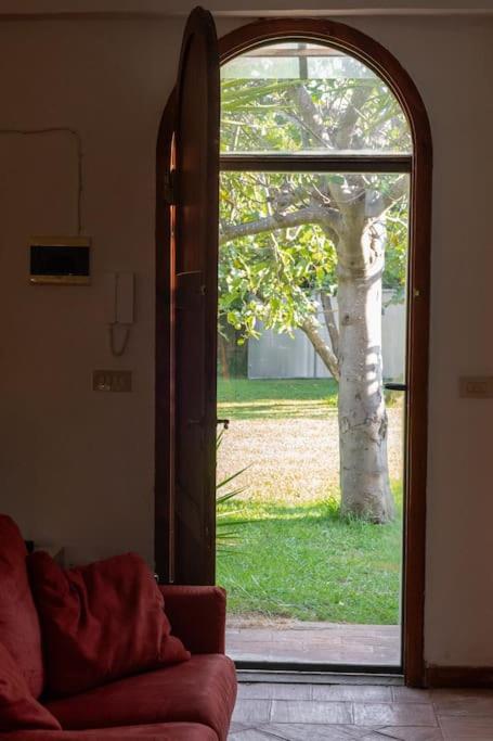Torretta holiday house with a salt swimming pool view 4