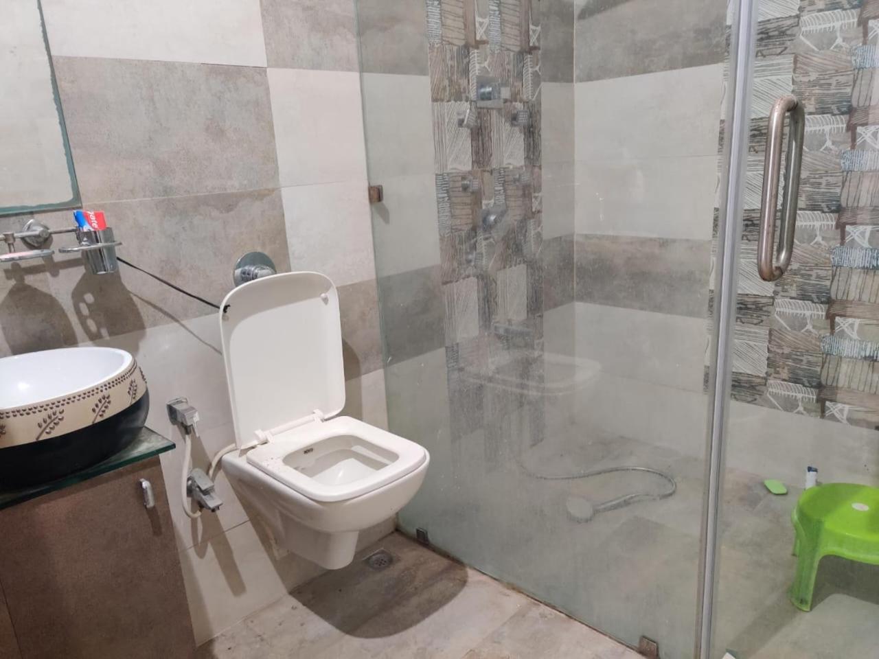 Luxurious 4BHK Bunglow view 4