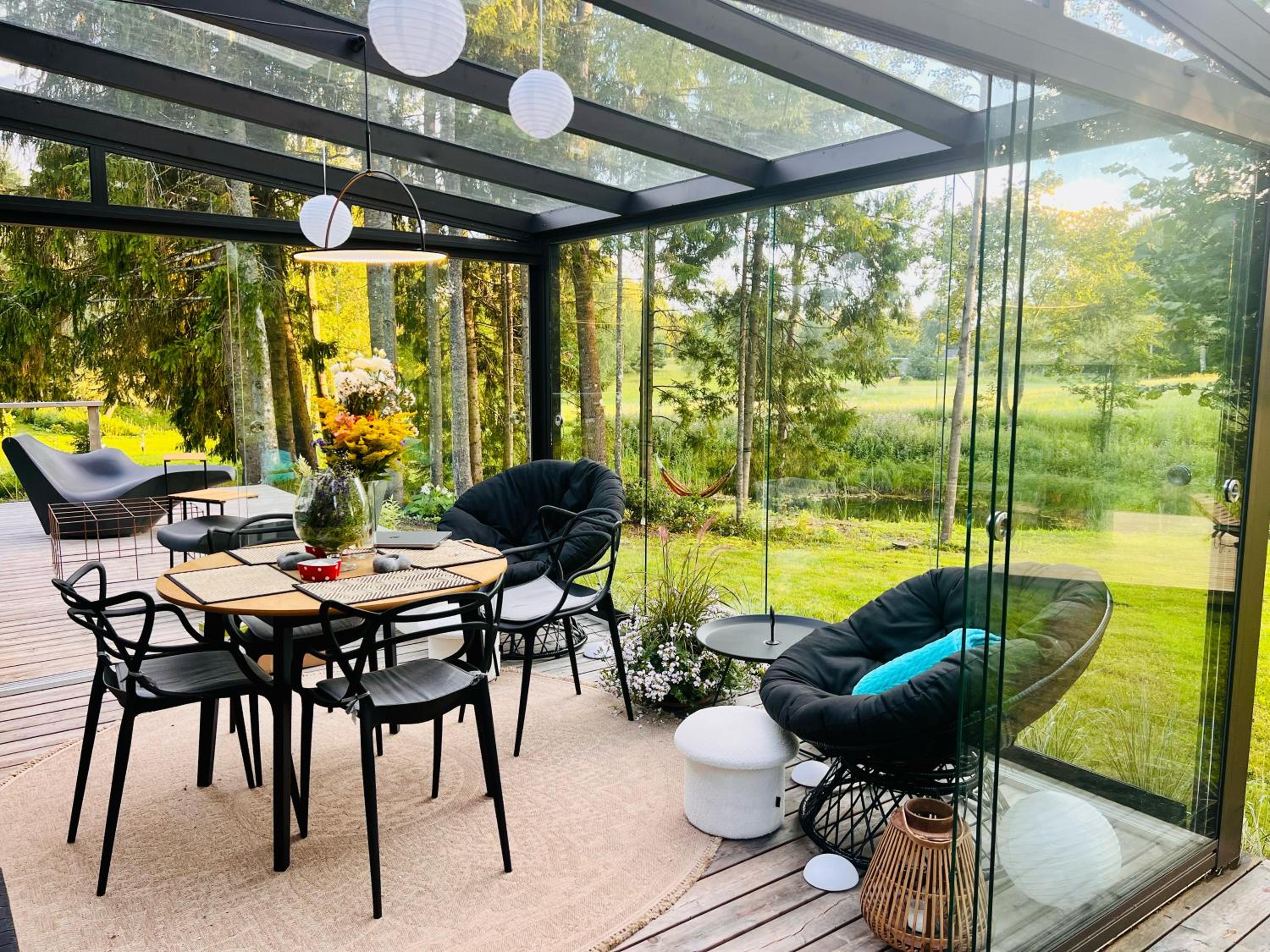 Hotel House and sauna where city comforts meet nature - Image 1