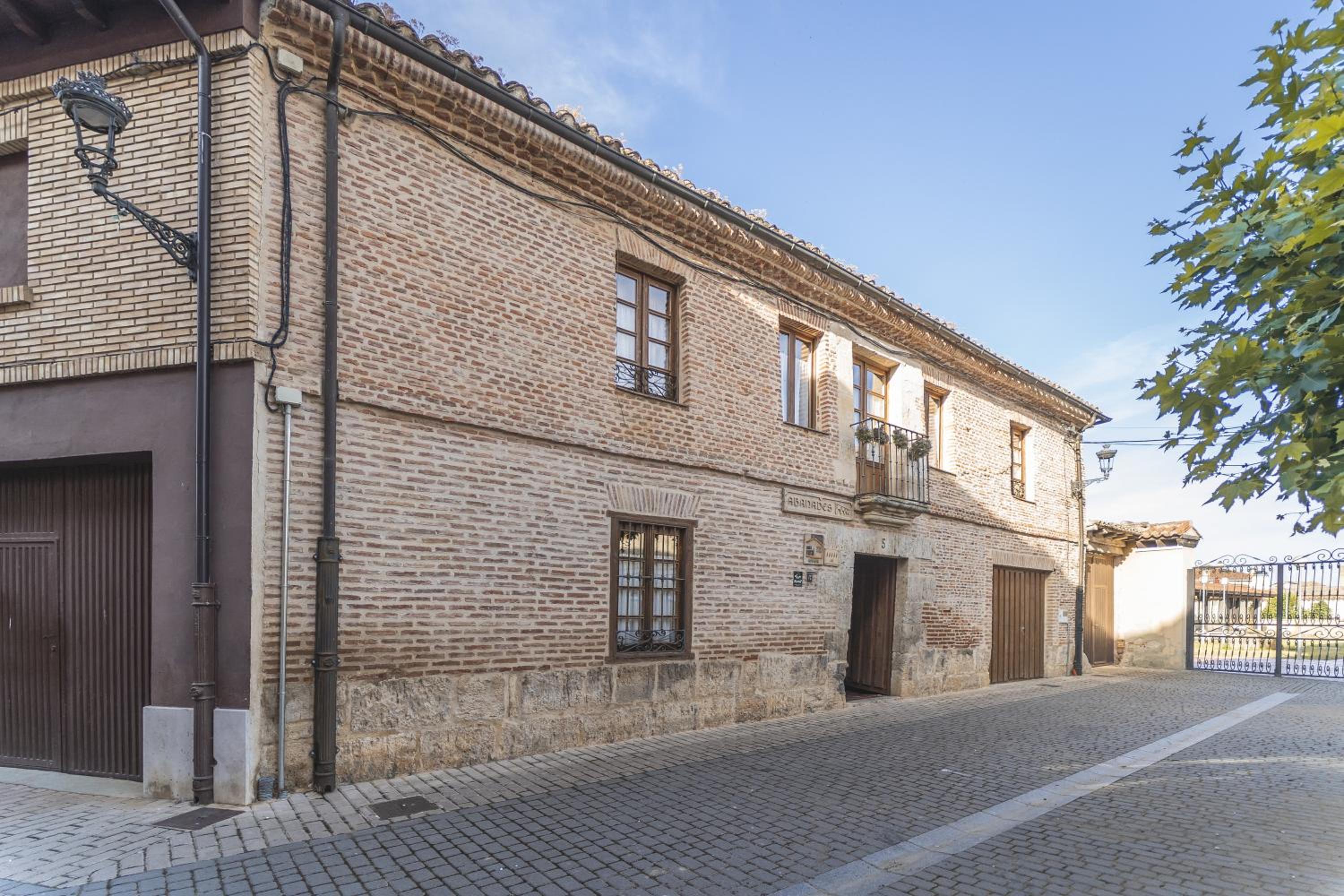 Abánades