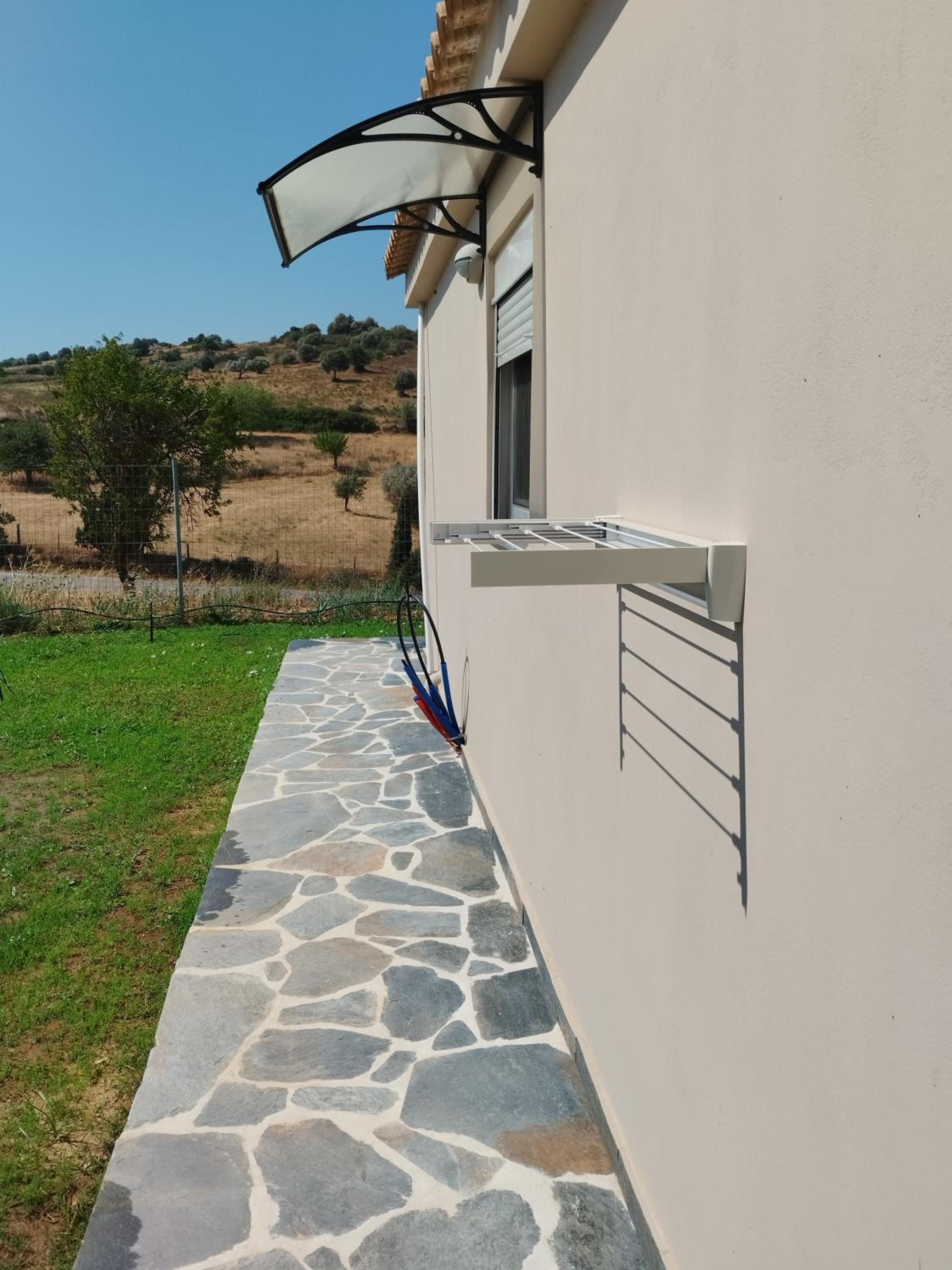 Reniza House
