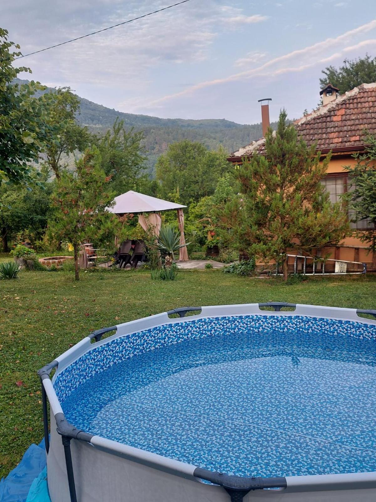 Guest house Charodea