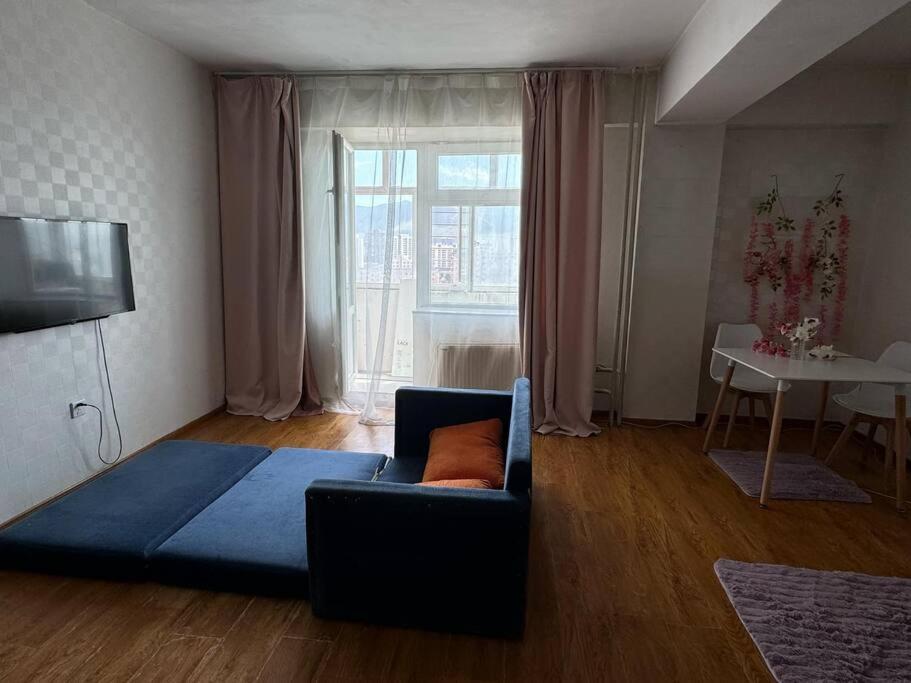 Cozy flat near Central Railway view 4