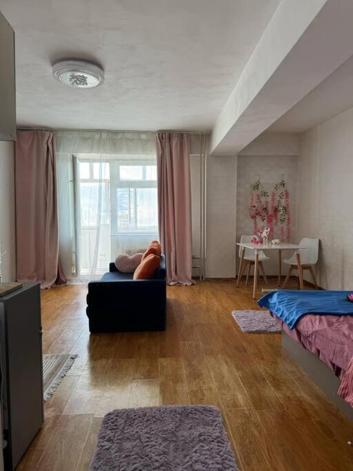 Cozy flat near Central Railway view 5
