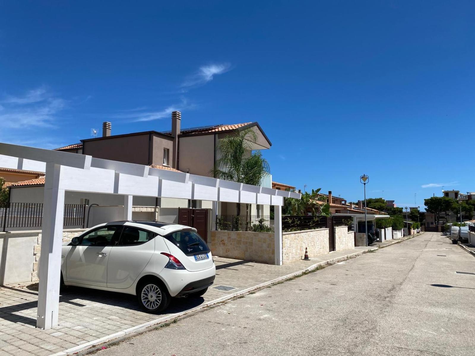 Villetta Alemar view 5