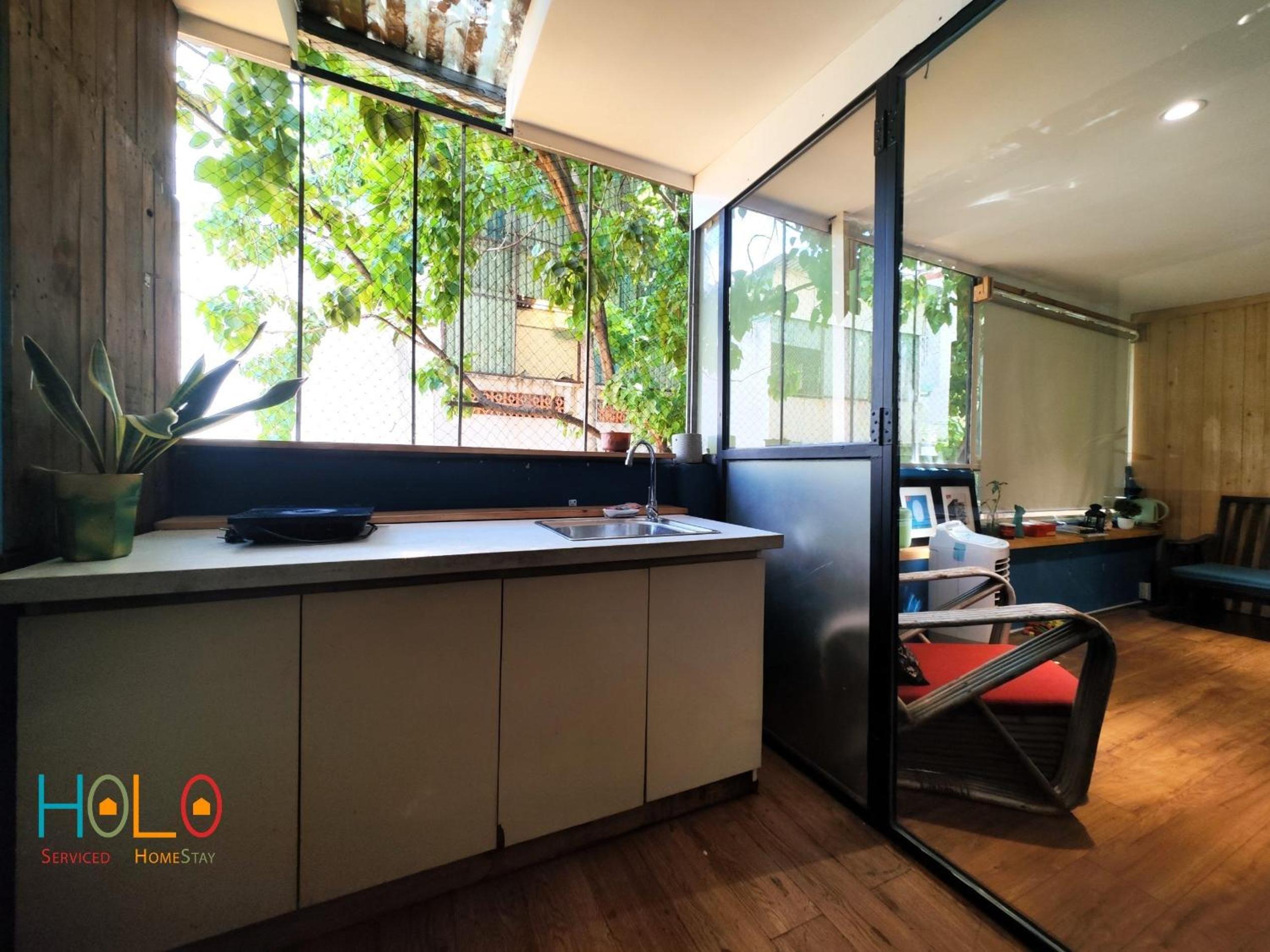 HoLo Bato Saigon - Serviced HomeStay