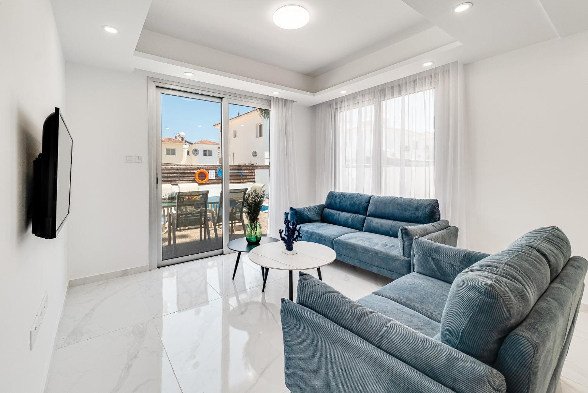 Villa Seabreeze Elina by Ezoria Villas