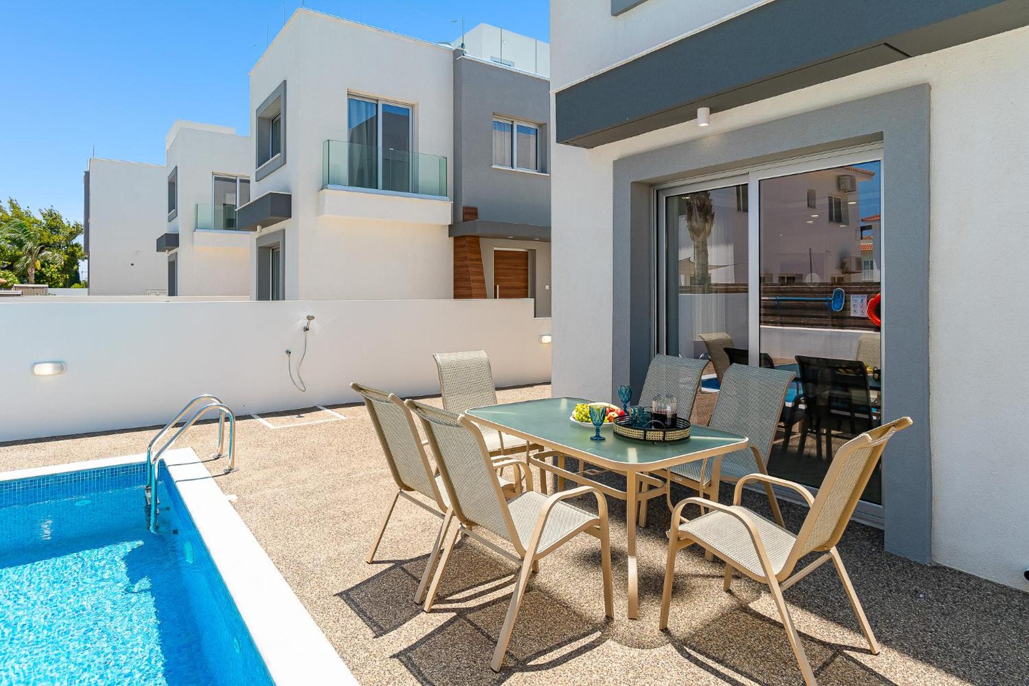 Villa Seabreeze Elina by Ezoria Villas