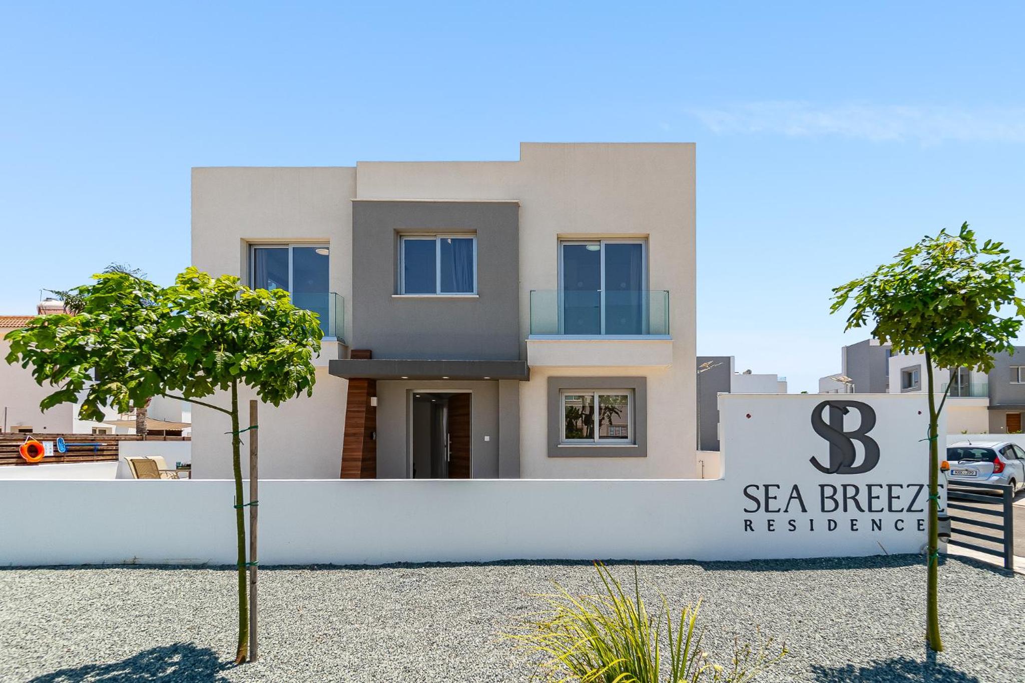 Villa Seabreeze Elina by Ezoria Villas