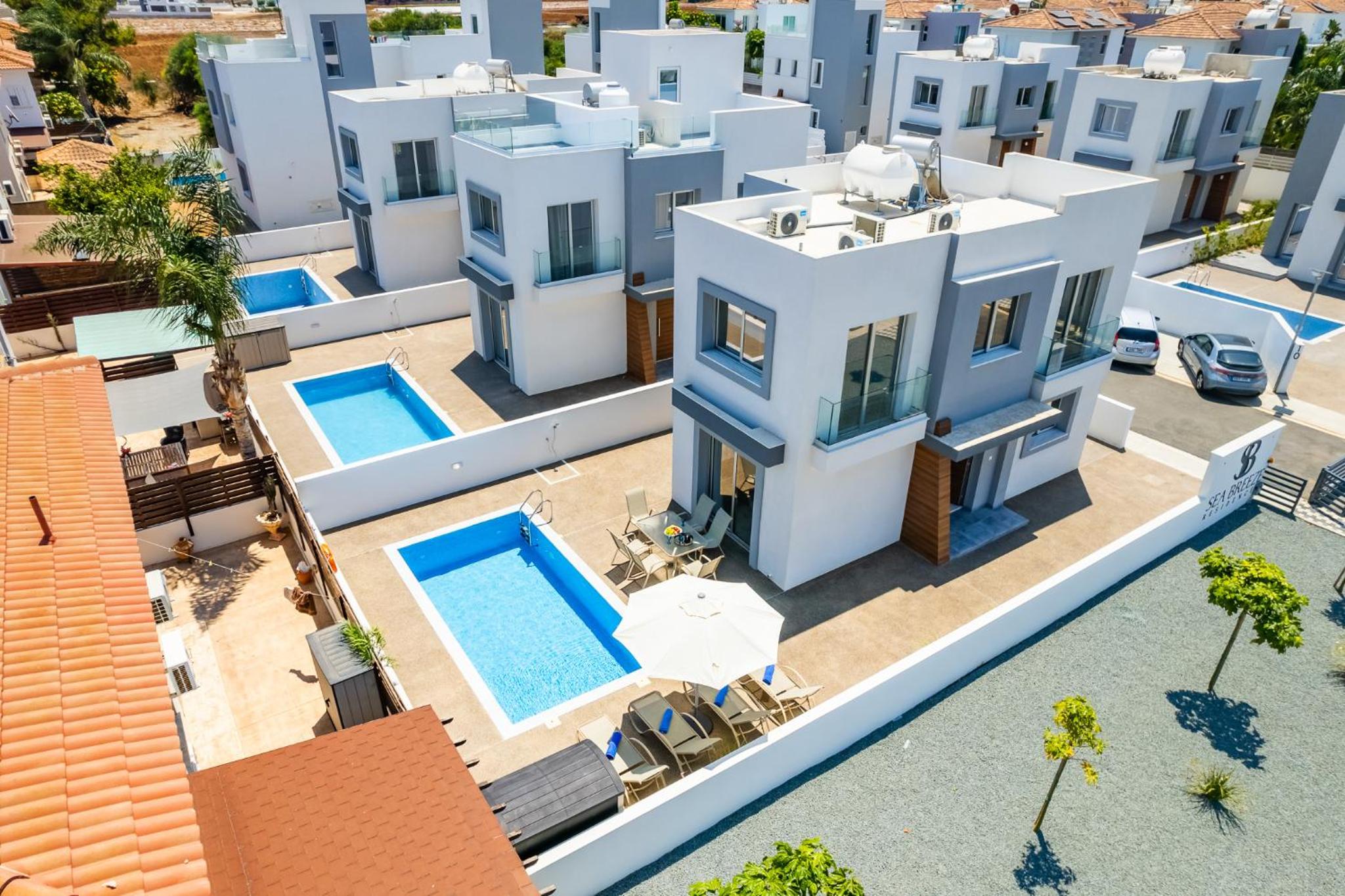 Villa Seabreeze Elina by Ezoria Villas