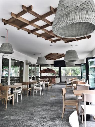 La Veranda Guest Rooms - Free Public Transport & Parking, close to City Center