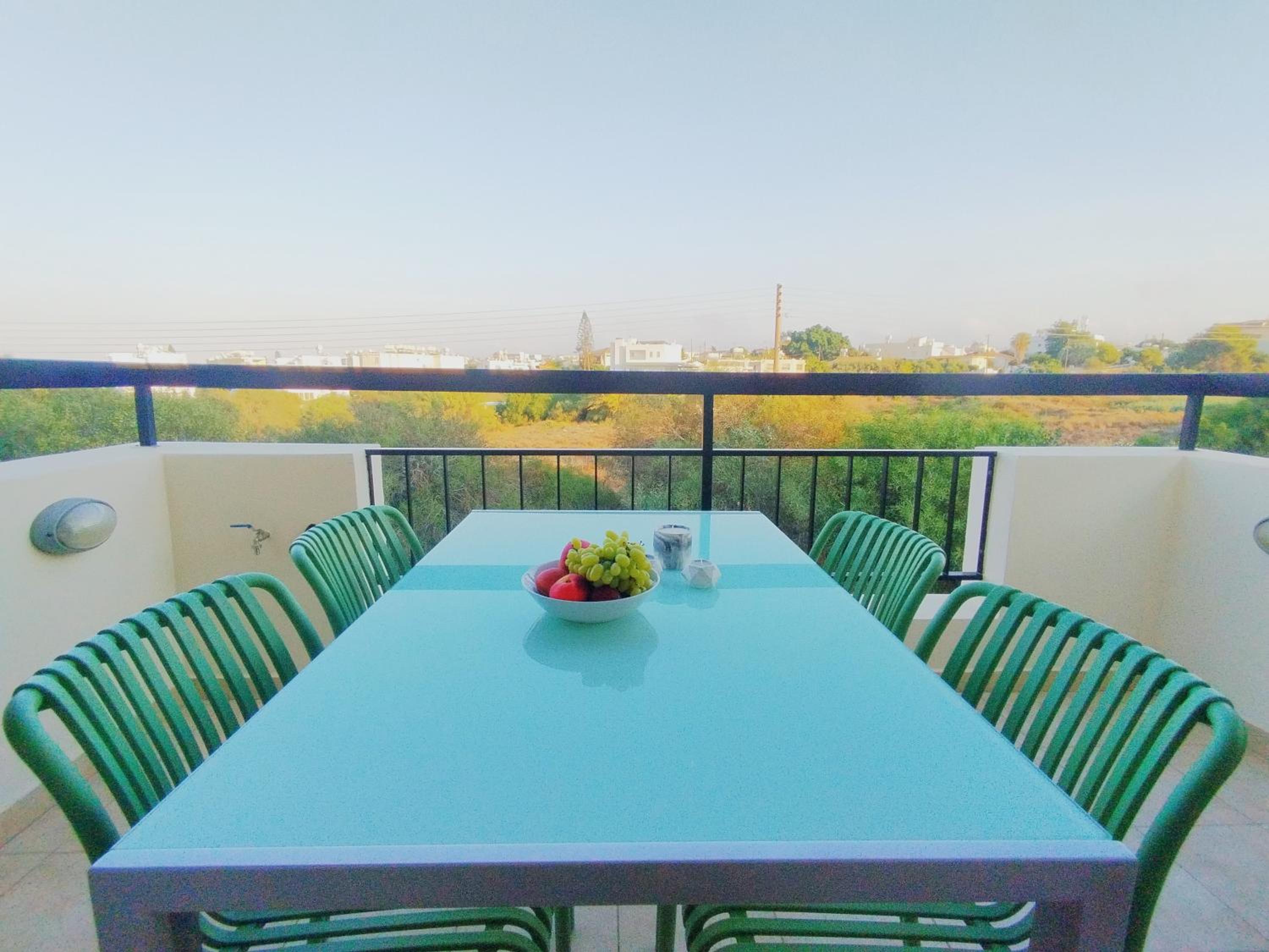 Pantelia Apartment Paralimni