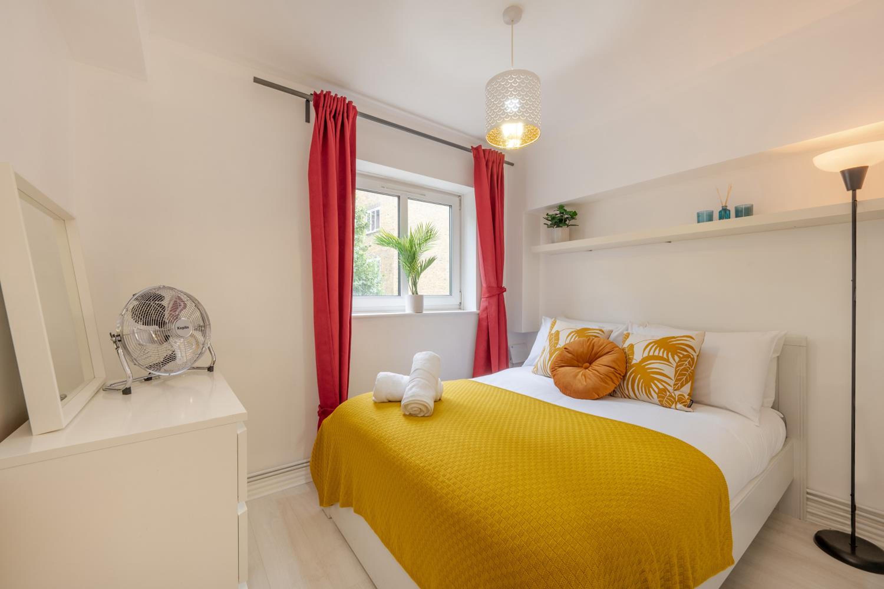 The Perfect Stay London - 2 Bedroom Flat with Parking - Hackney, Shoreditch, Dalston