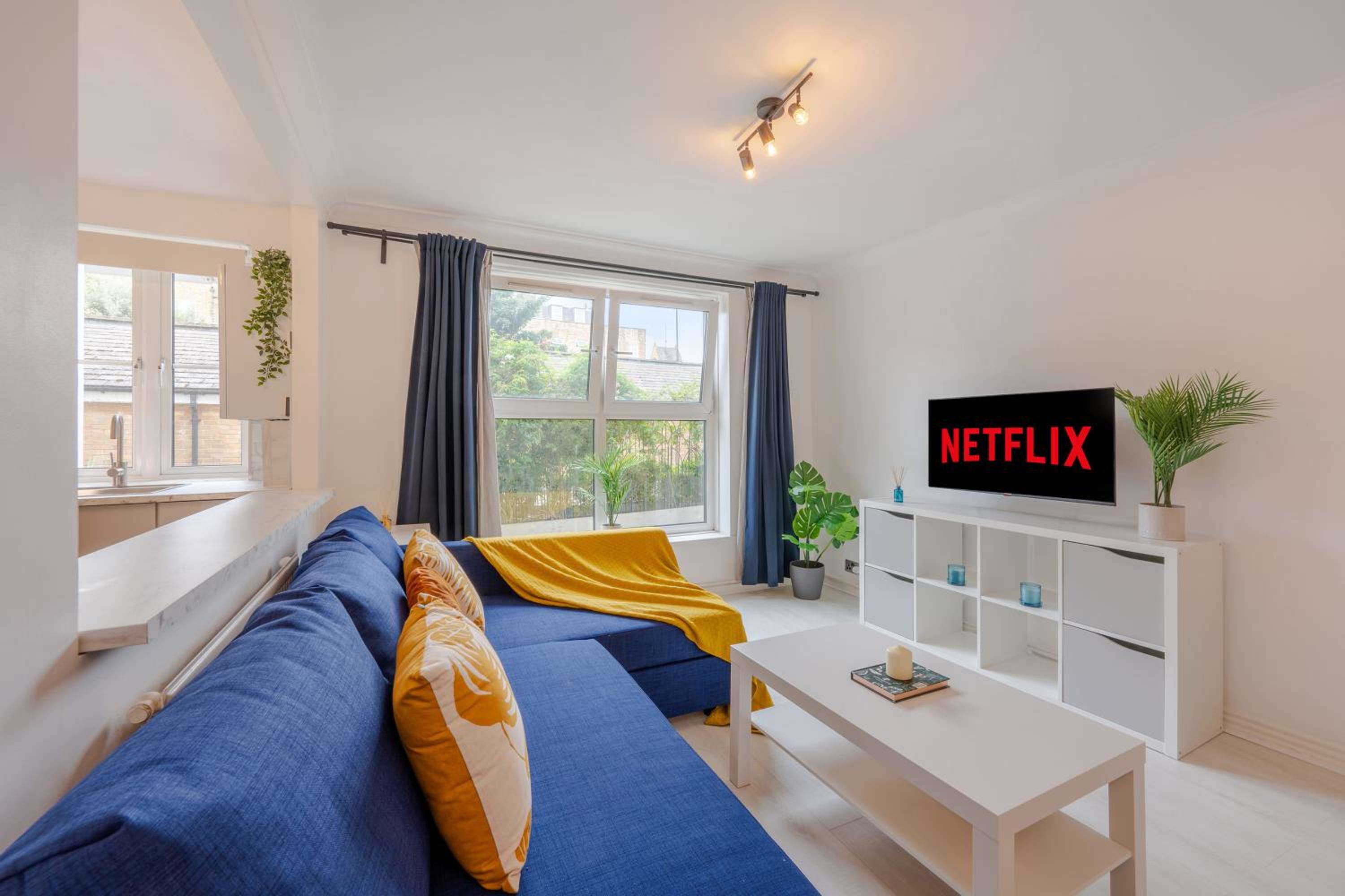 The Perfect Stay London - 2 Bedroom Flat with Parking - Hackney, Shoreditch, Dalston