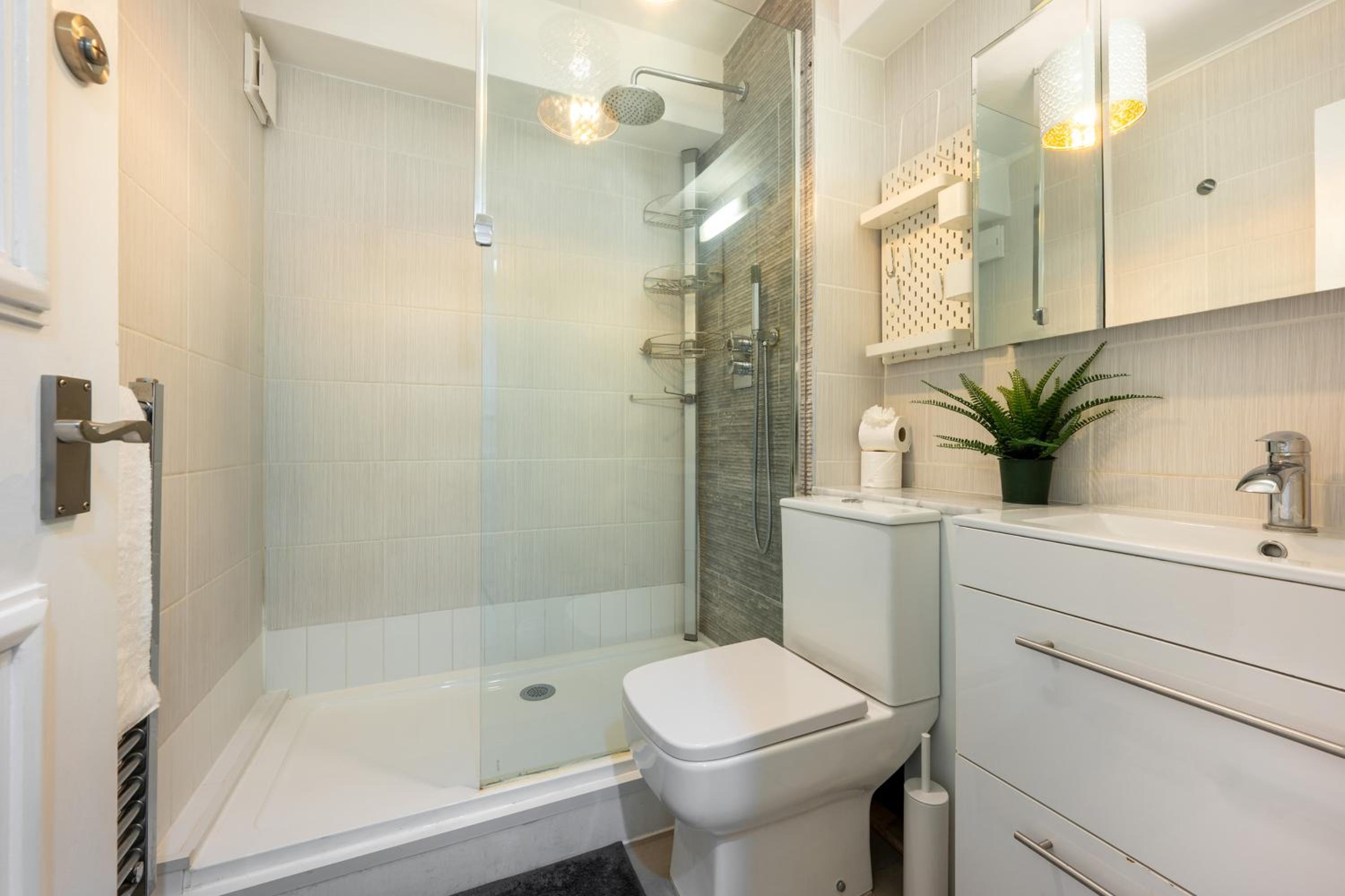The Perfect Stay London - 2 Bedroom Flat with Parking - Hackney, Shoreditch, Dalston