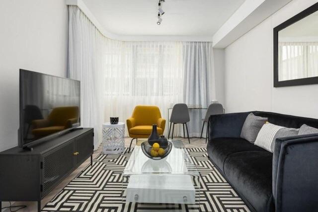 City Centre Studio With Patio