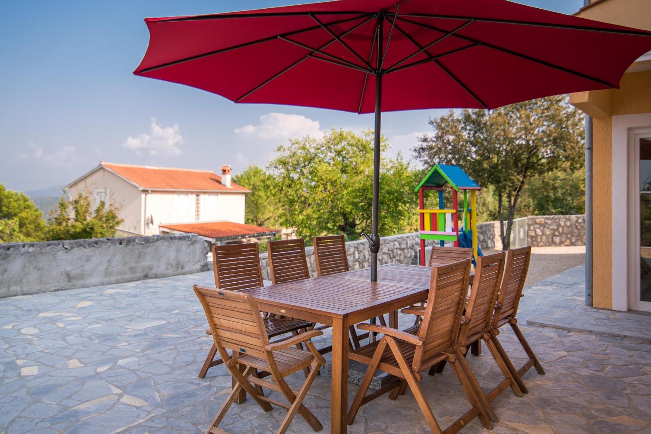 Luxury and modern villa with pool near beach by Traveler tourist agency Krk - ID 2138 view 4
