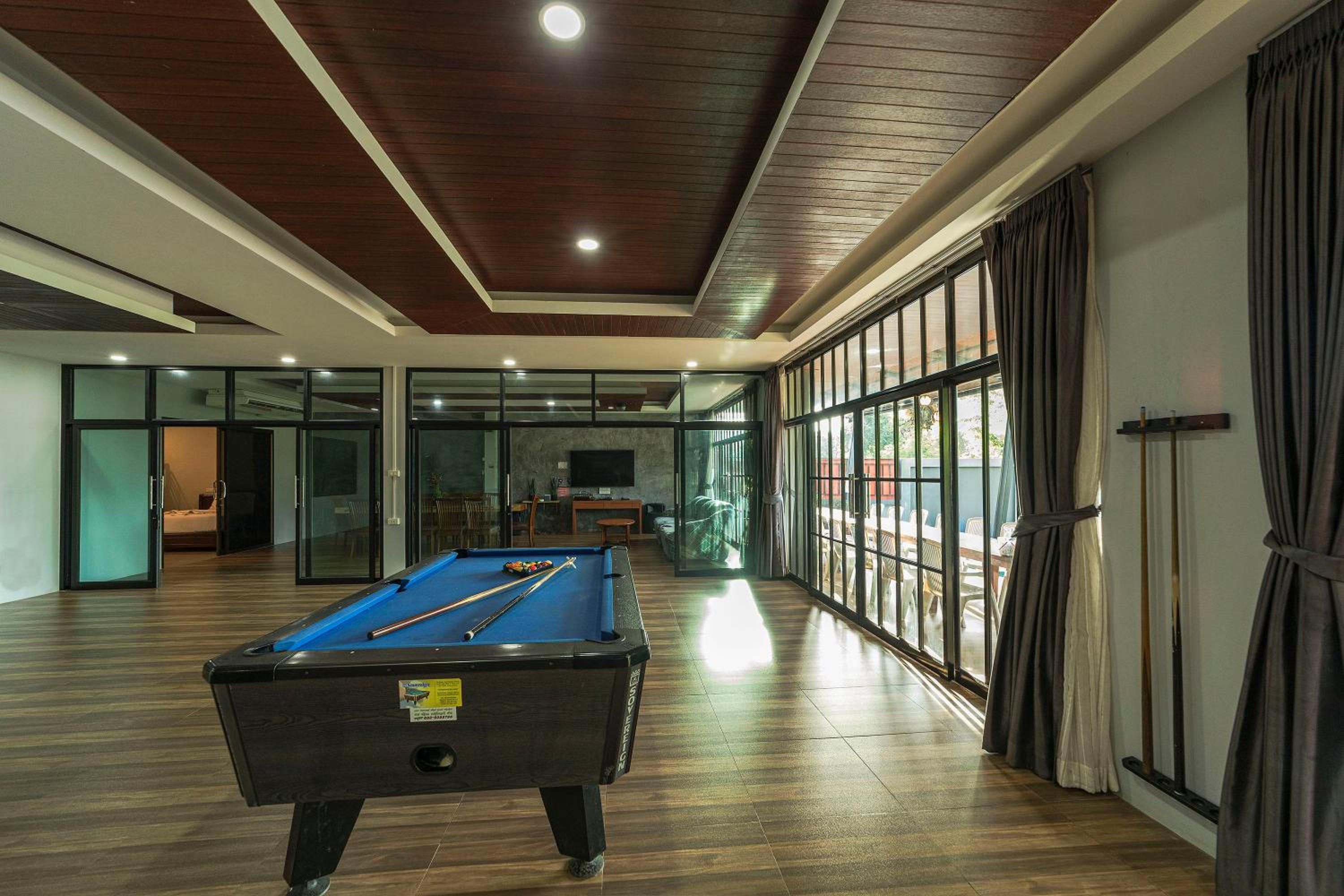 Aonang Oscar Pool Villas - Free Shuttle to Aonang Beach -shared pool - private pool