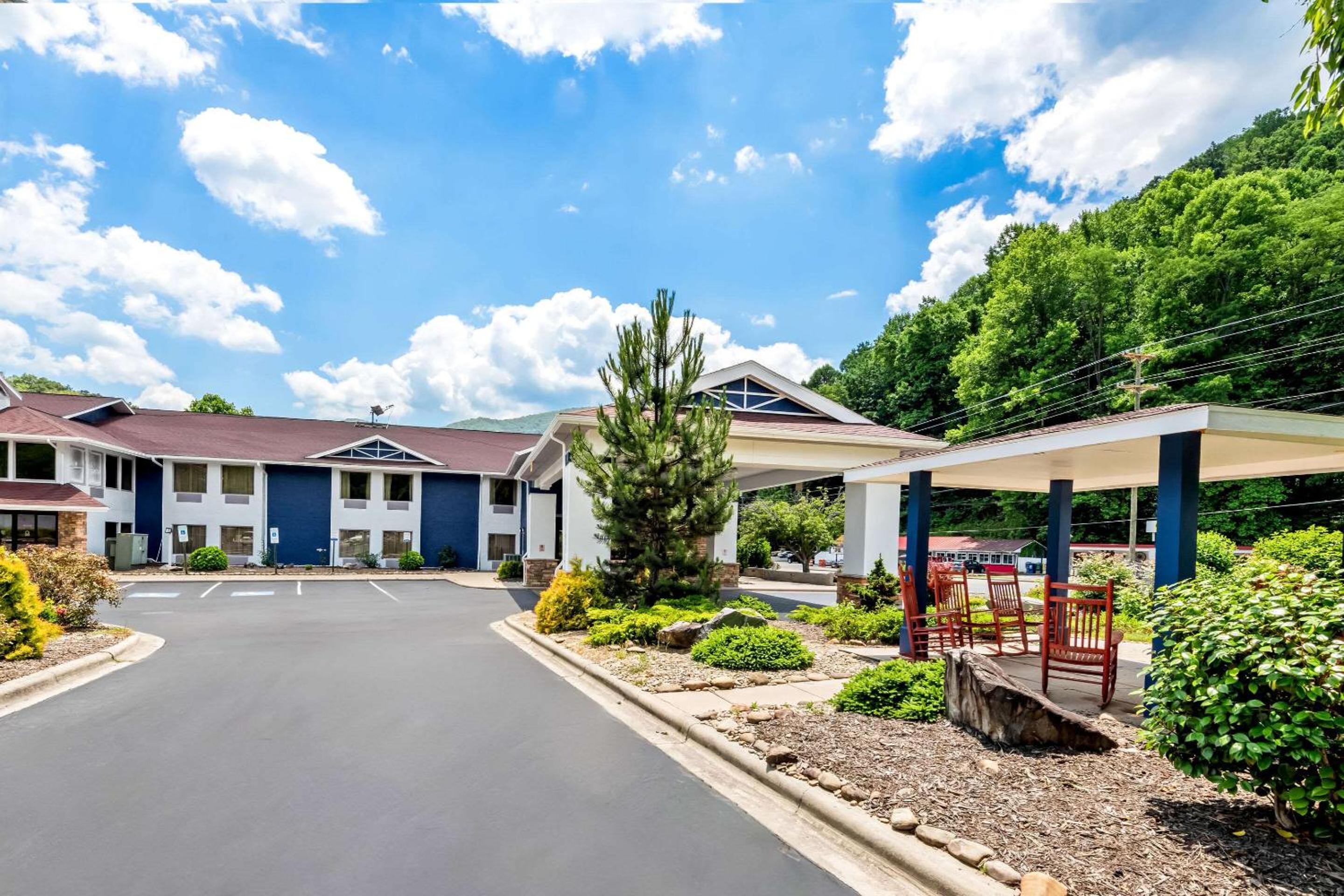 Comfort Inn near Great Smoky Mountain National Park view 5
