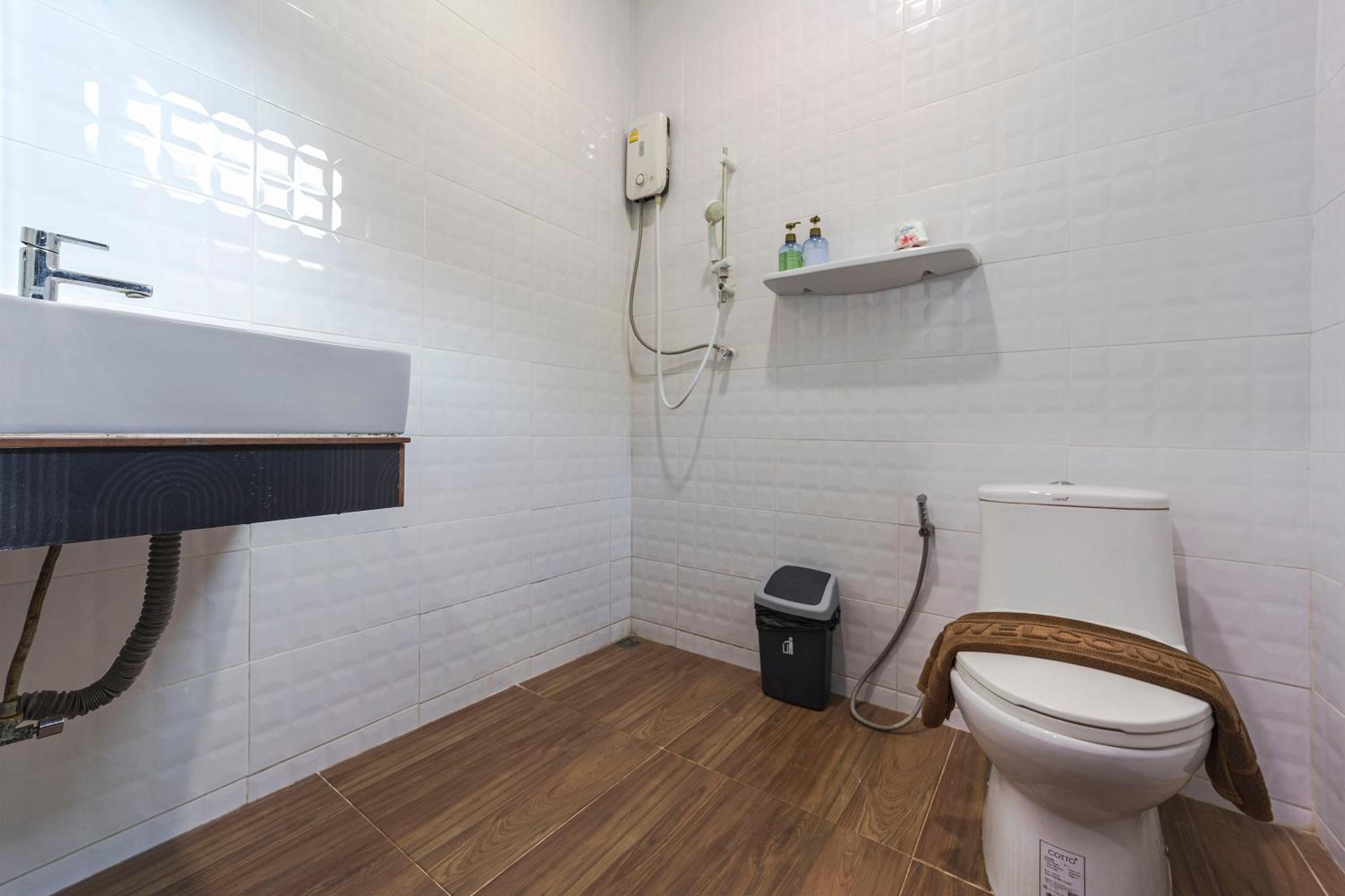 Aonang Oscar Pool Villas - Free Shuttle to Aonang Beach -shared pool - private pool