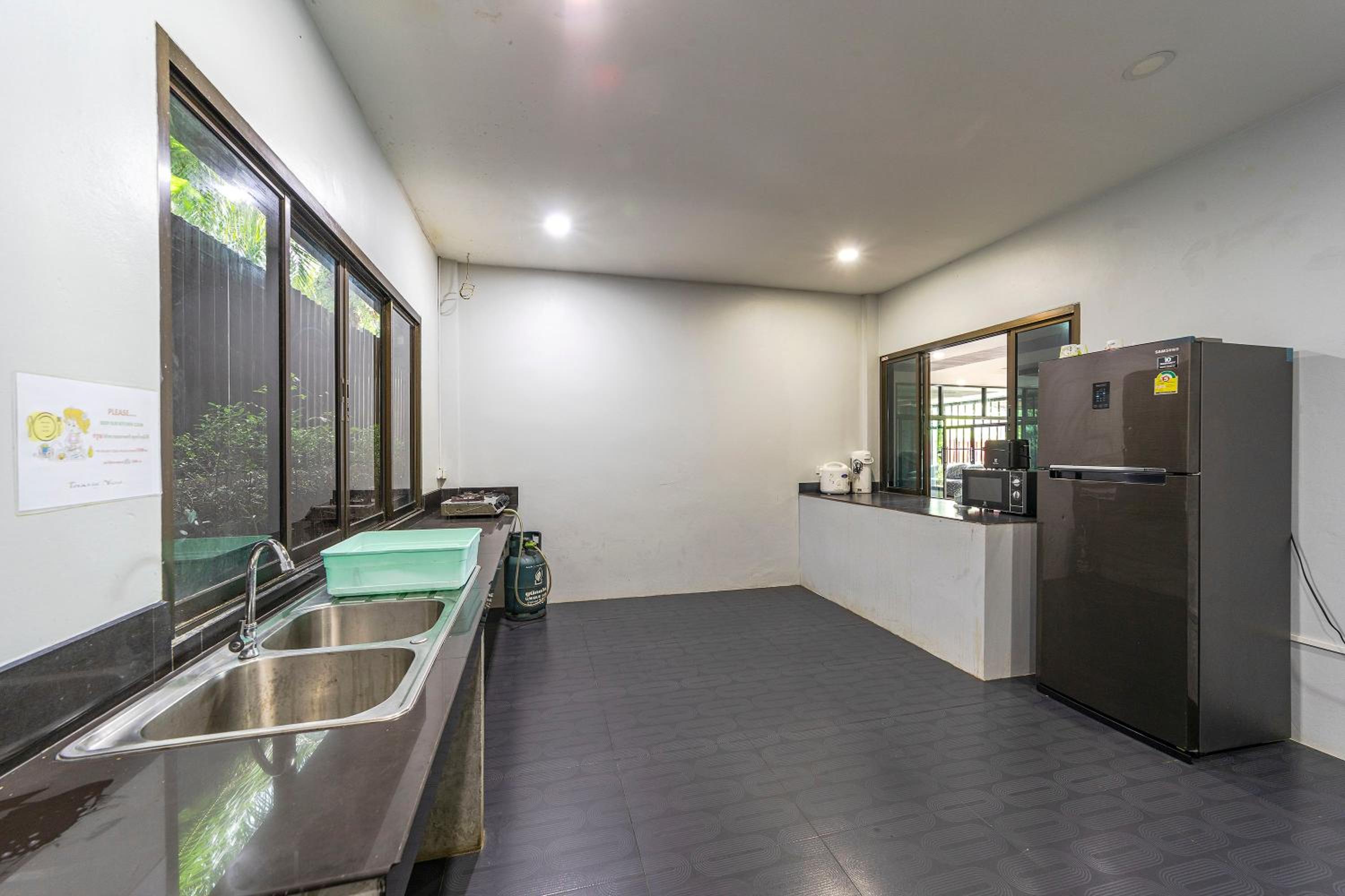 Aonang Oscar Pool Villas - Free Shuttle to Aonang Beach -shared pool - private pool
